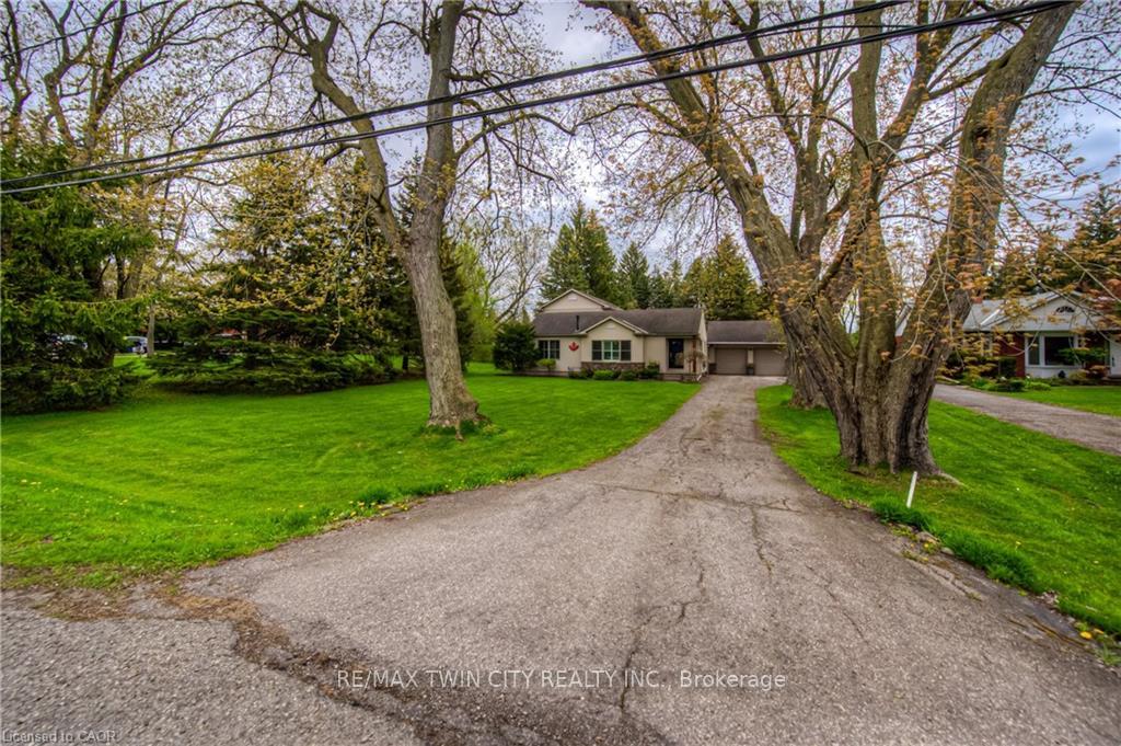 Photo 3 of 145 Riverbank Drive, Cambridge, Preston Heights — HOMEH
