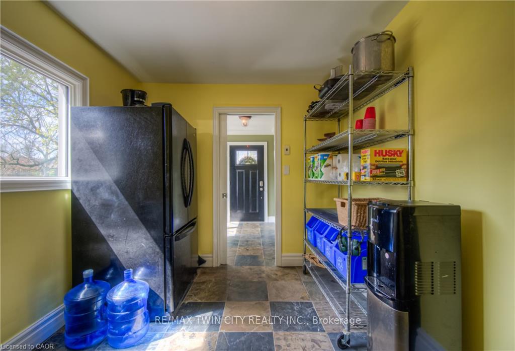 Photo 17 of 145 Riverbank Drive, Cambridge, Preston Heights — HOMEH