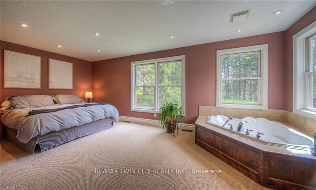Photo 20 of 145 Riverbank Drive, Cambridge, Preston Heights — HOMEH