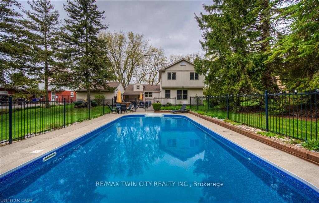 Photo 34 of 145 Riverbank Drive, Cambridge, Preston Heights — HOMEH