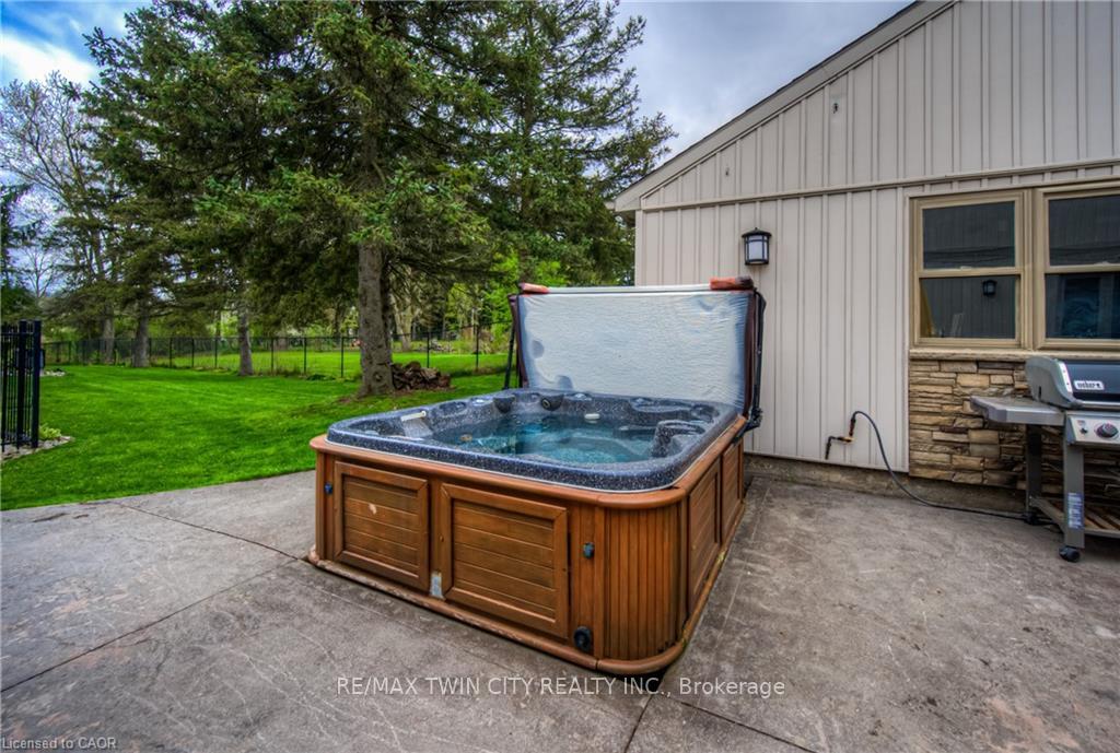 Photo 36 of 145 Riverbank Drive, Cambridge, Preston Heights — HOMEH