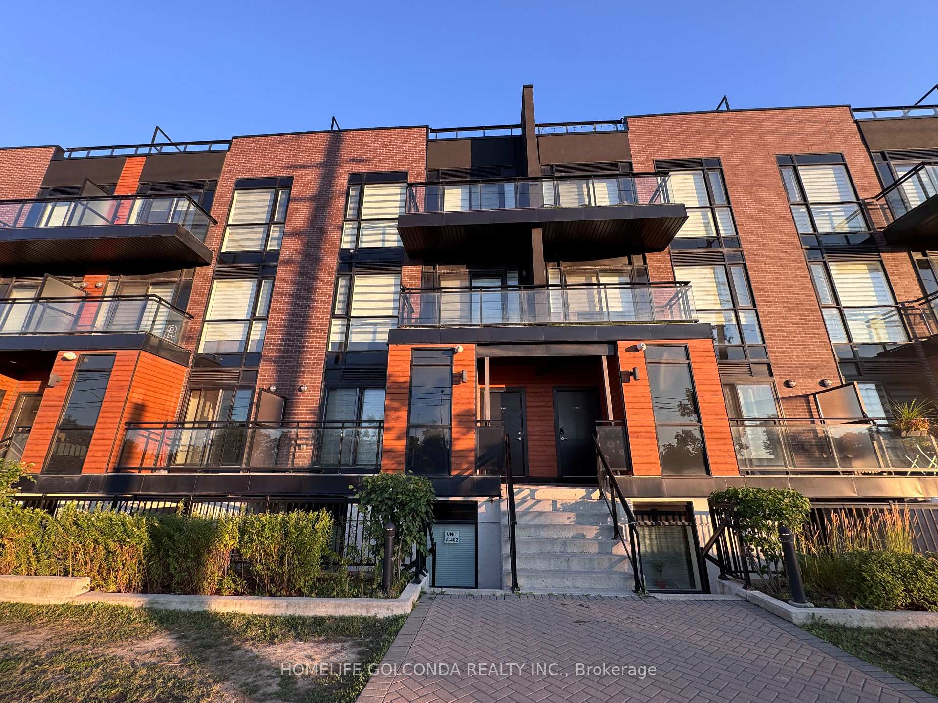 Front of Unit A403, 5309 Highway 7 Street
