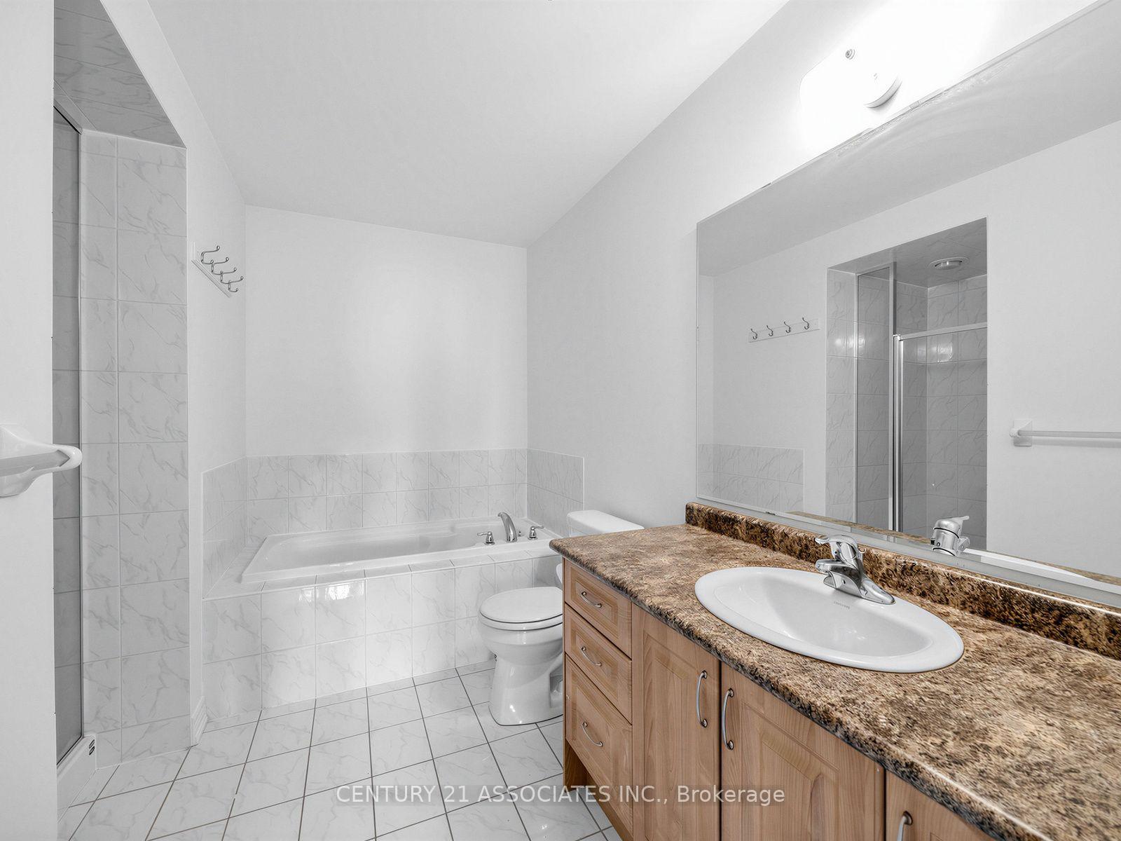 Photo 21 of 28 Yellow Sorrel Road, Brampton, Sandringham-Wellington North — HOMEH
