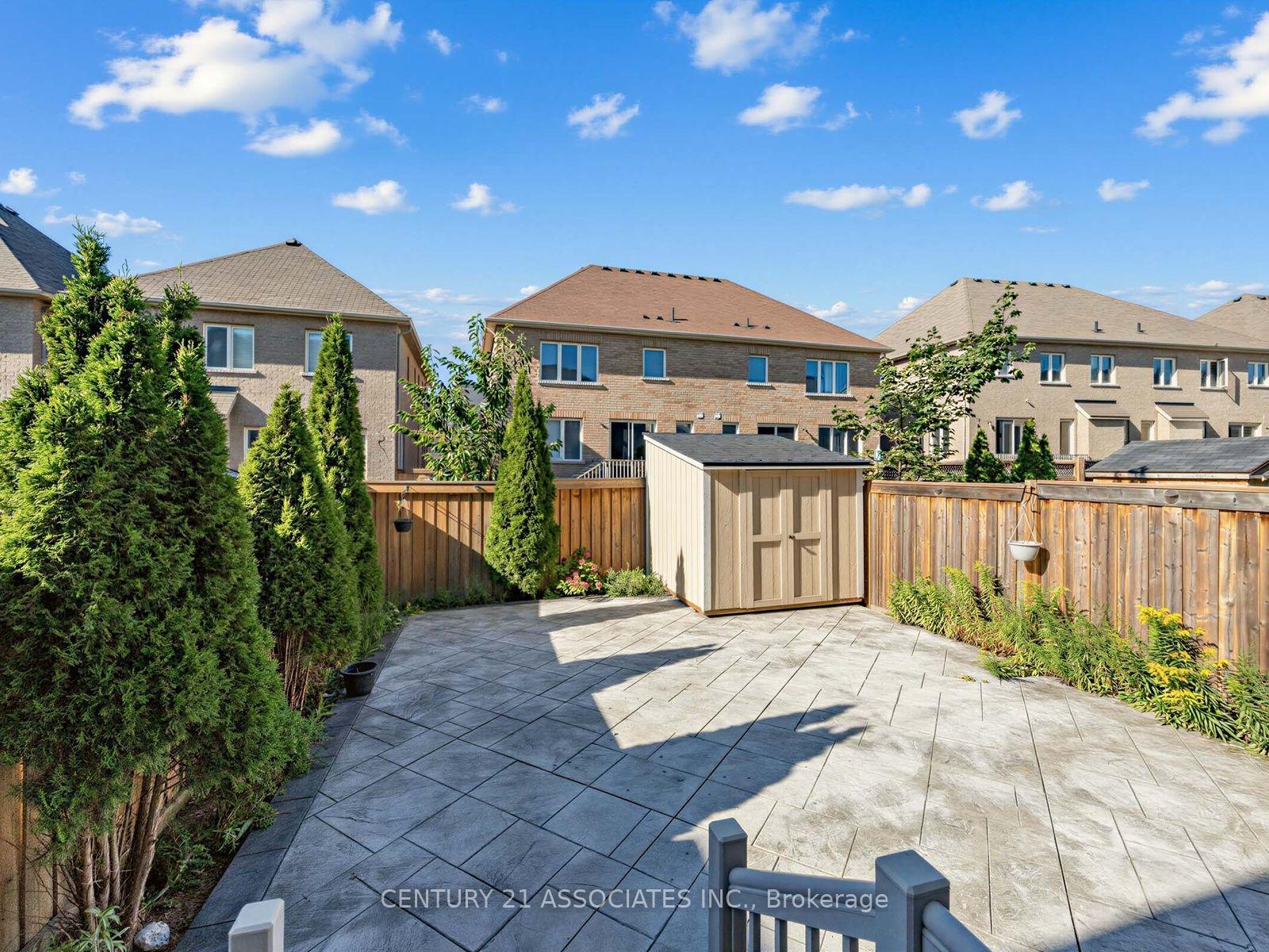 Photo 29 of 28 Yellow Sorrel Road, Brampton, Sandringham-Wellington North — HOMEH