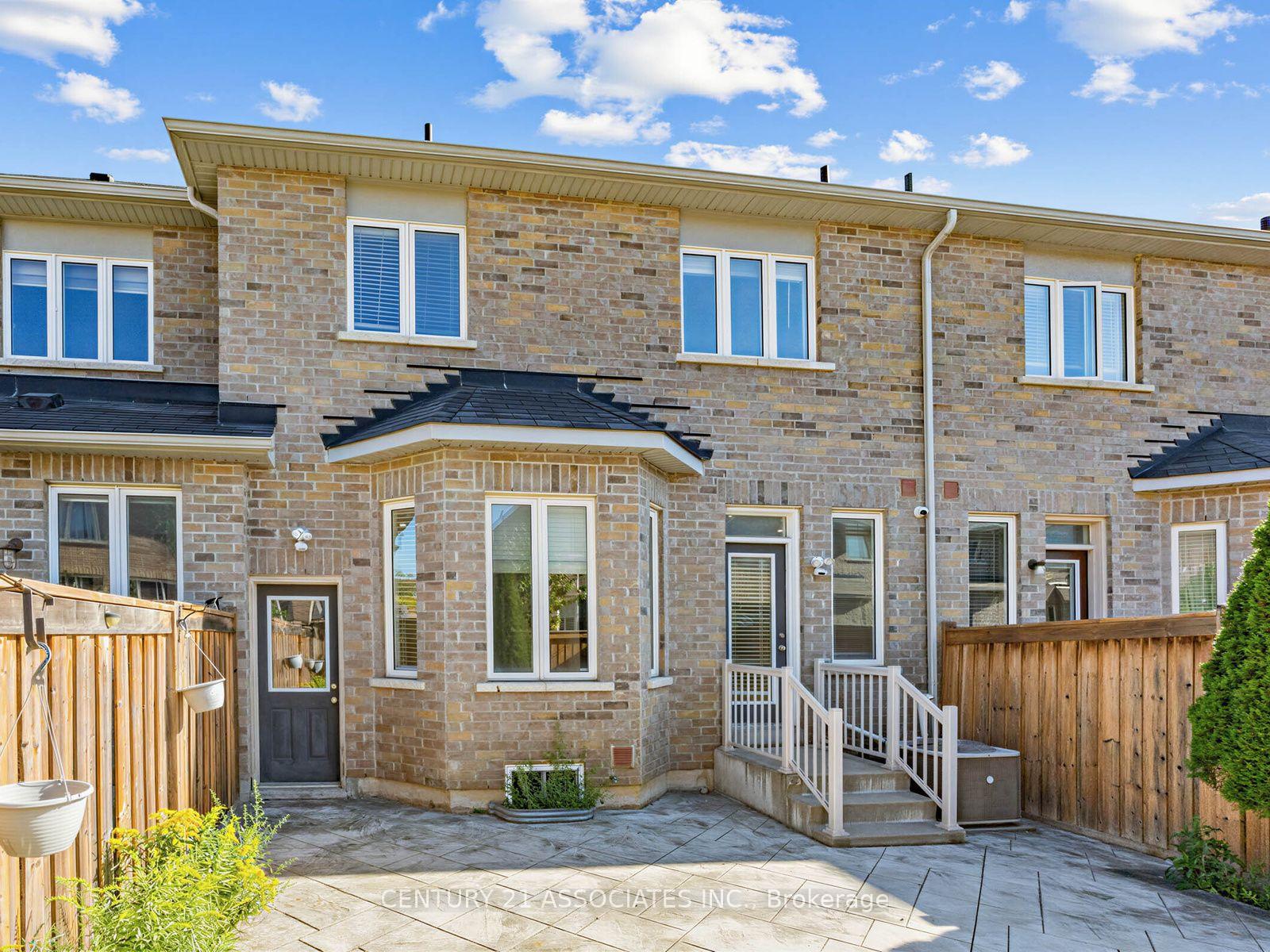 Photo 31 of 28 Yellow Sorrel Road, Brampton, Sandringham-Wellington North — HOMEH