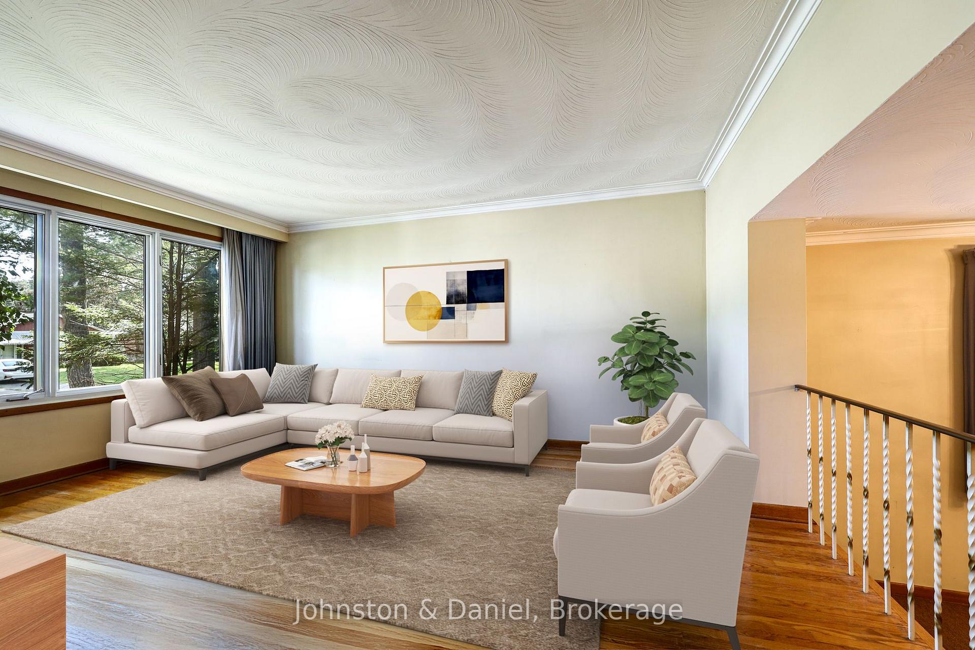 Photo 4 of 94 Watson Street, Scarborough, Highland Creek — HOMEH