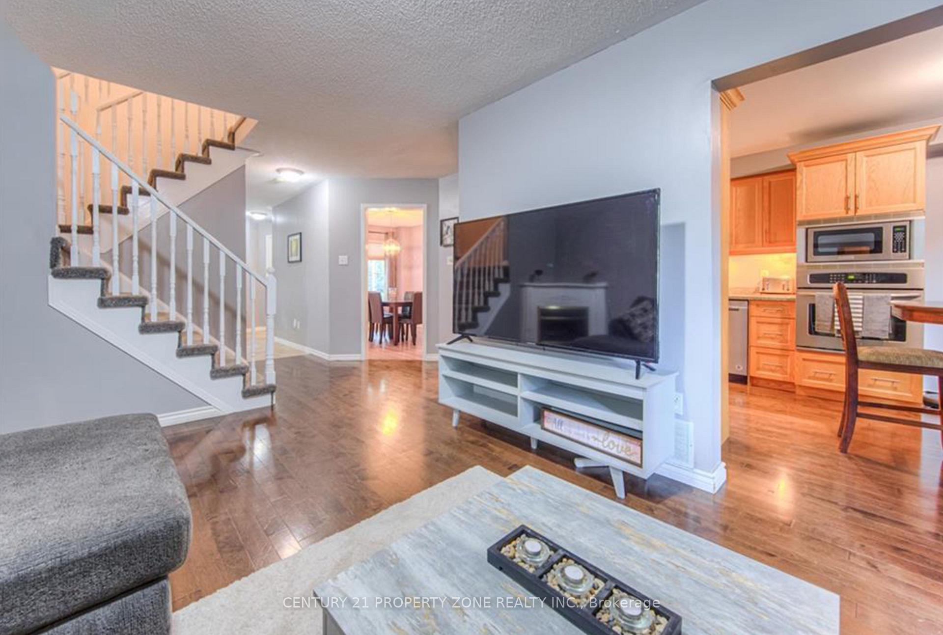 Photo 5 of 124 Wheatland Drive, Cambridge, Christopher-Champlain — HOMEH