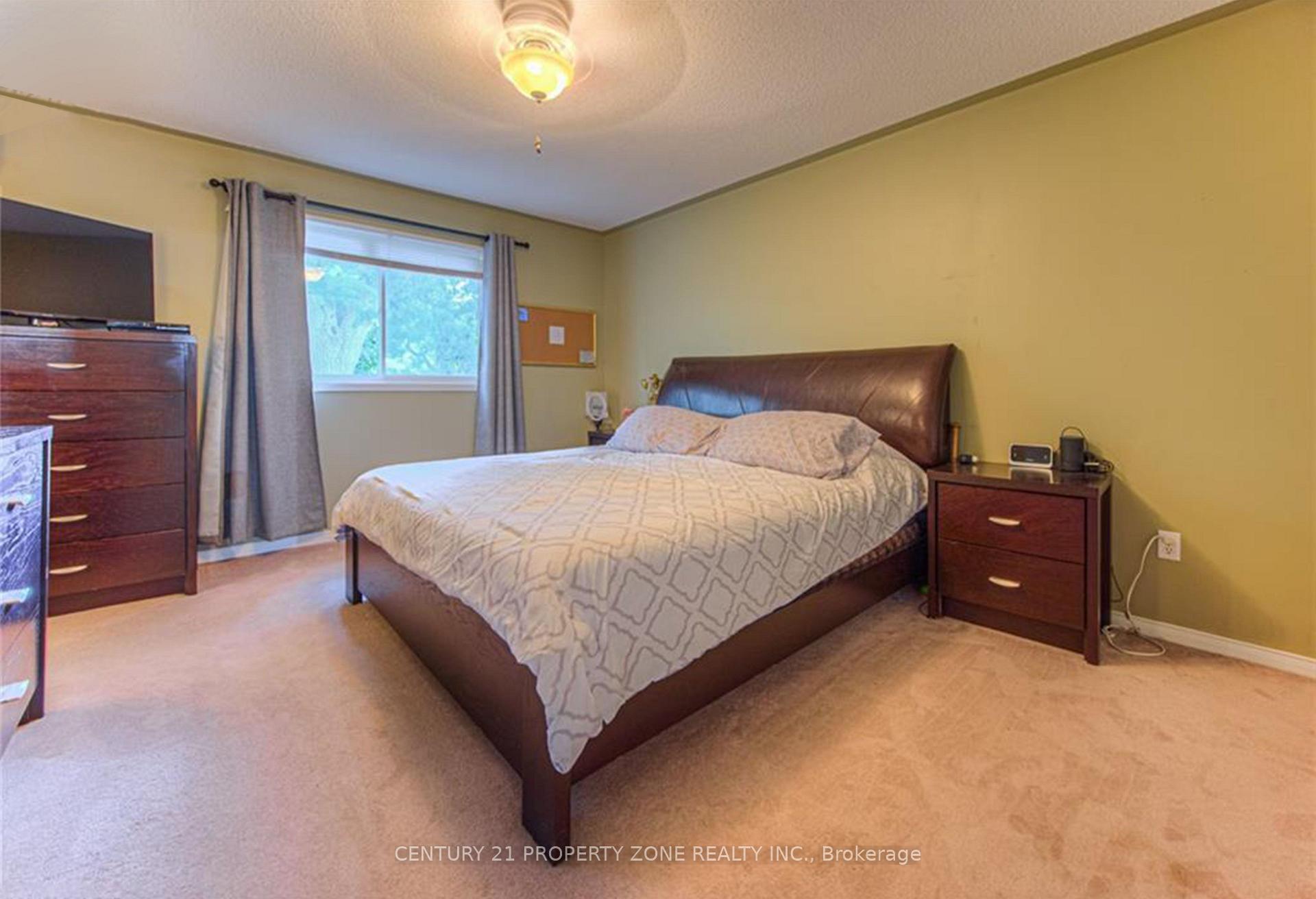 Photo 14 of 124 Wheatland Drive, Cambridge, Christopher-Champlain — HOMEH