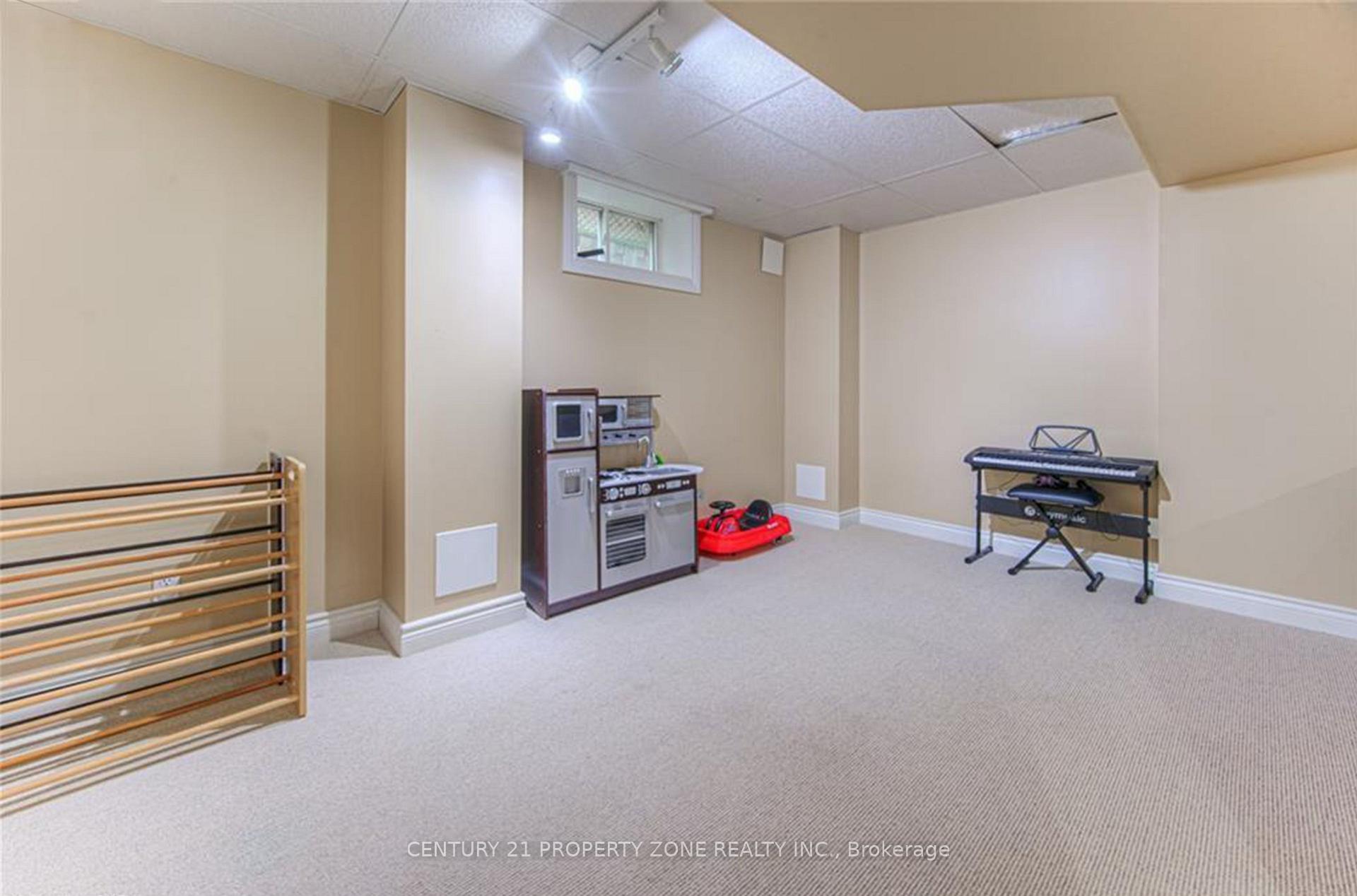 Photo 18 of 124 Wheatland Drive, Cambridge, Christopher-Champlain — HOMEH