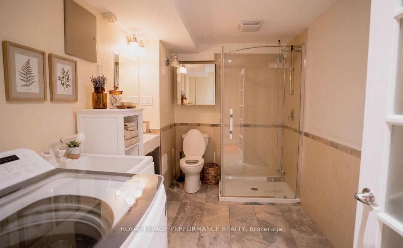 Photo 19 of 2077 Palmer Avenue, Ottawa, Alta Vista/Faircrest Heights — HOMEH