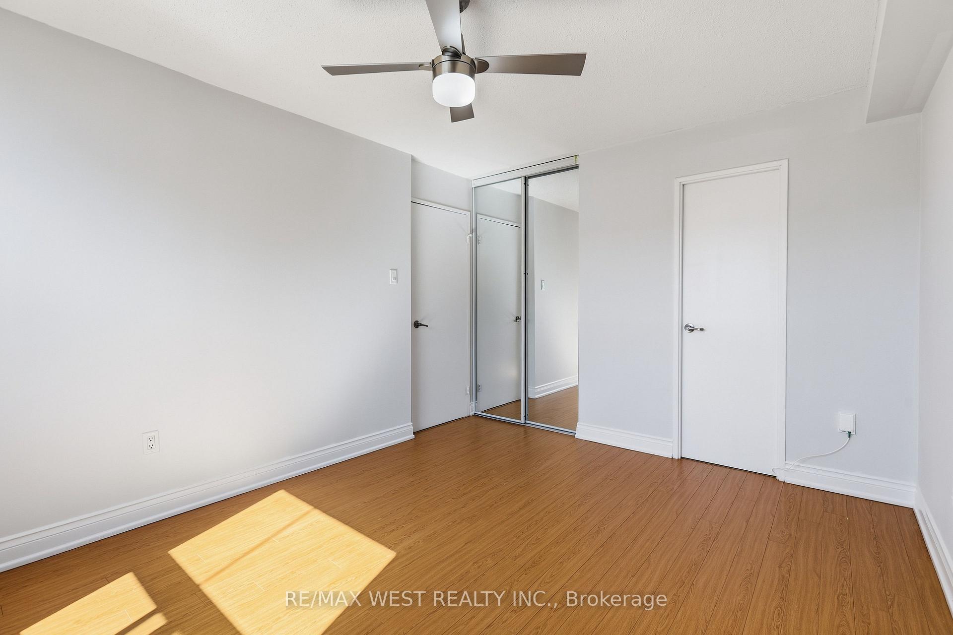 Photo 22 of Unit 302, 180 Dudley Avenue, Markham, Thornhill — HOMEH
