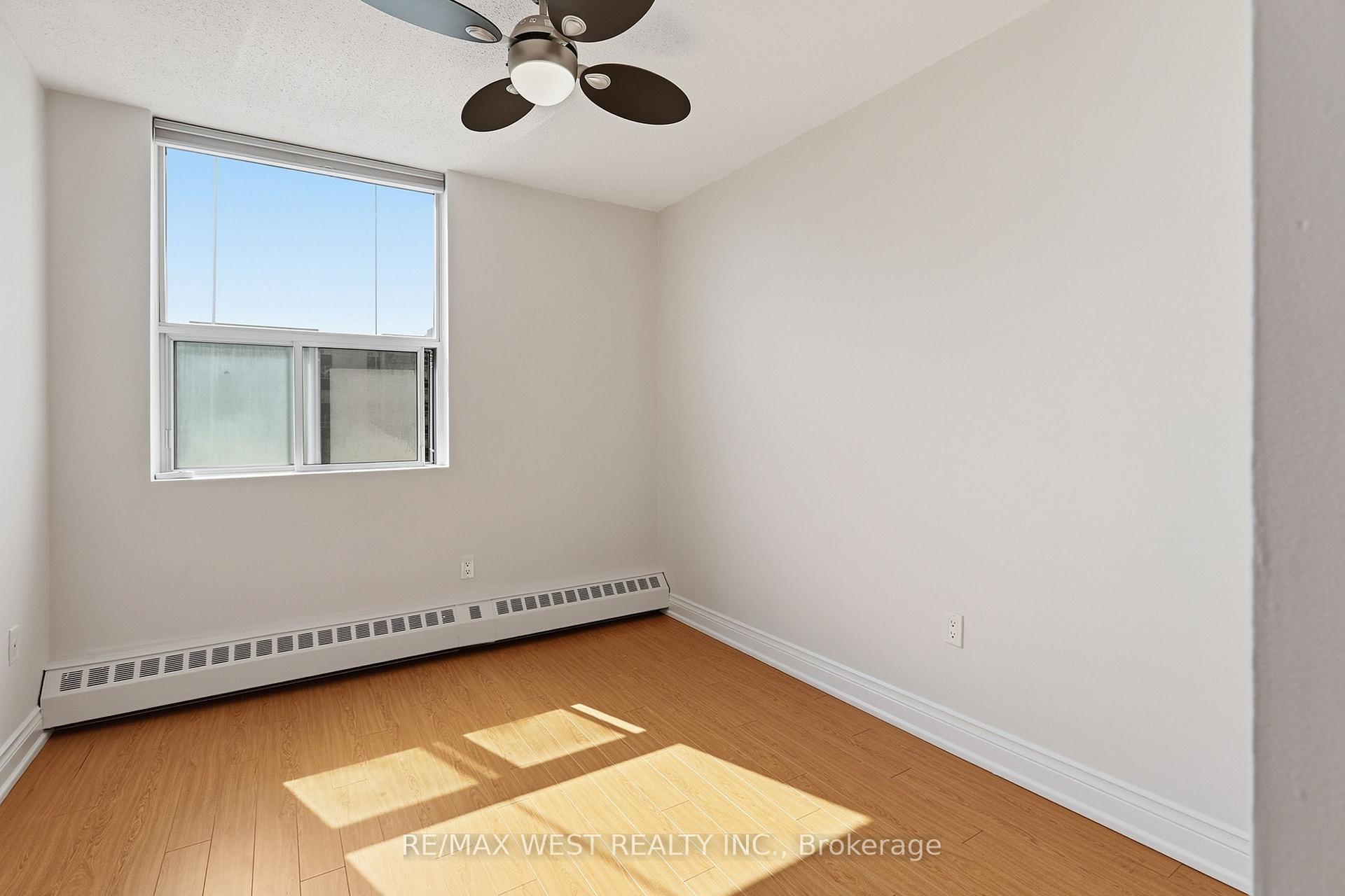 Photo 25 of Unit 302, 180 Dudley Avenue, Markham, Thornhill — HOMEH