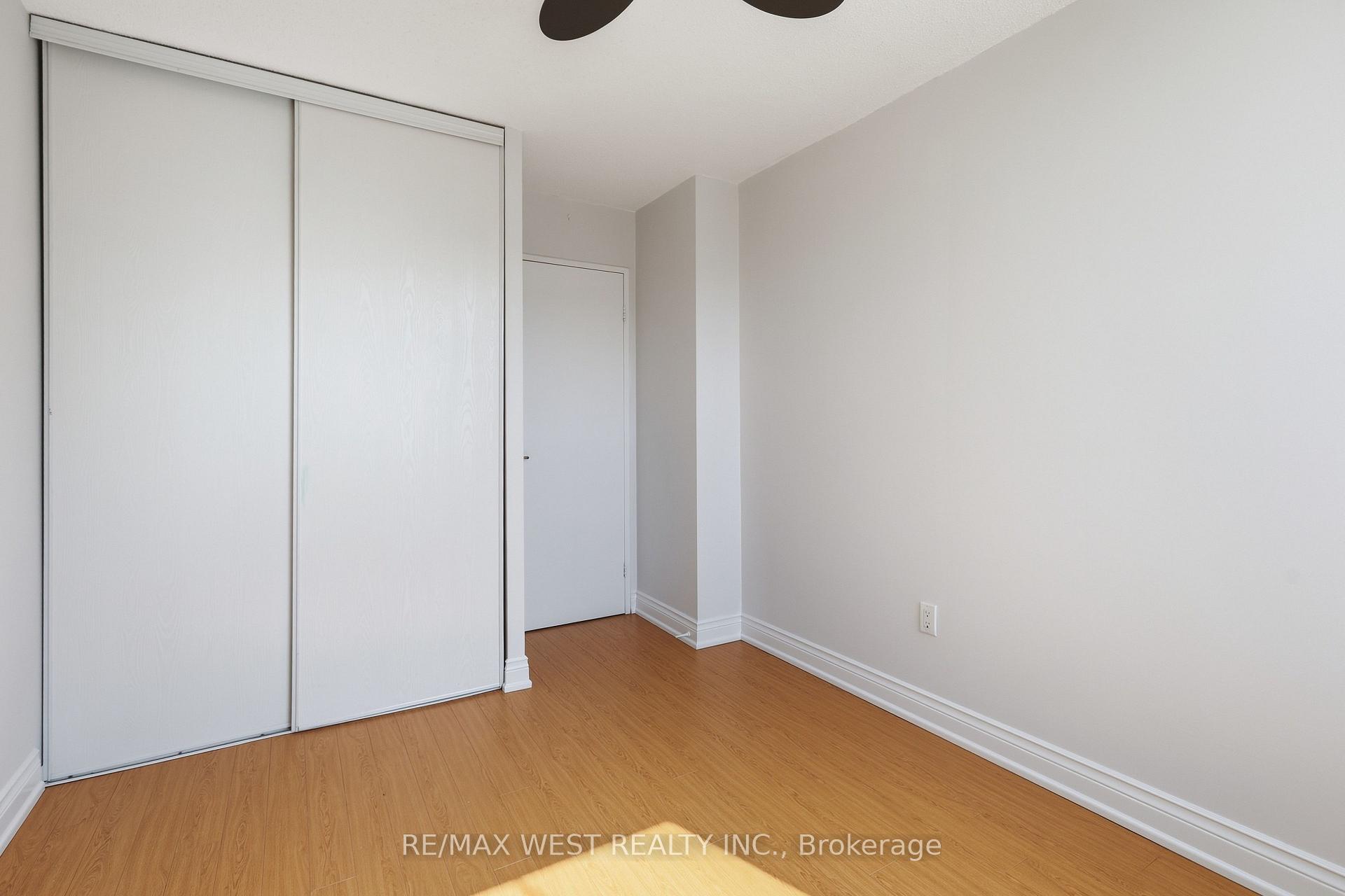 Photo 26 of Unit 302, 180 Dudley Avenue, Markham, Thornhill — HOMEH