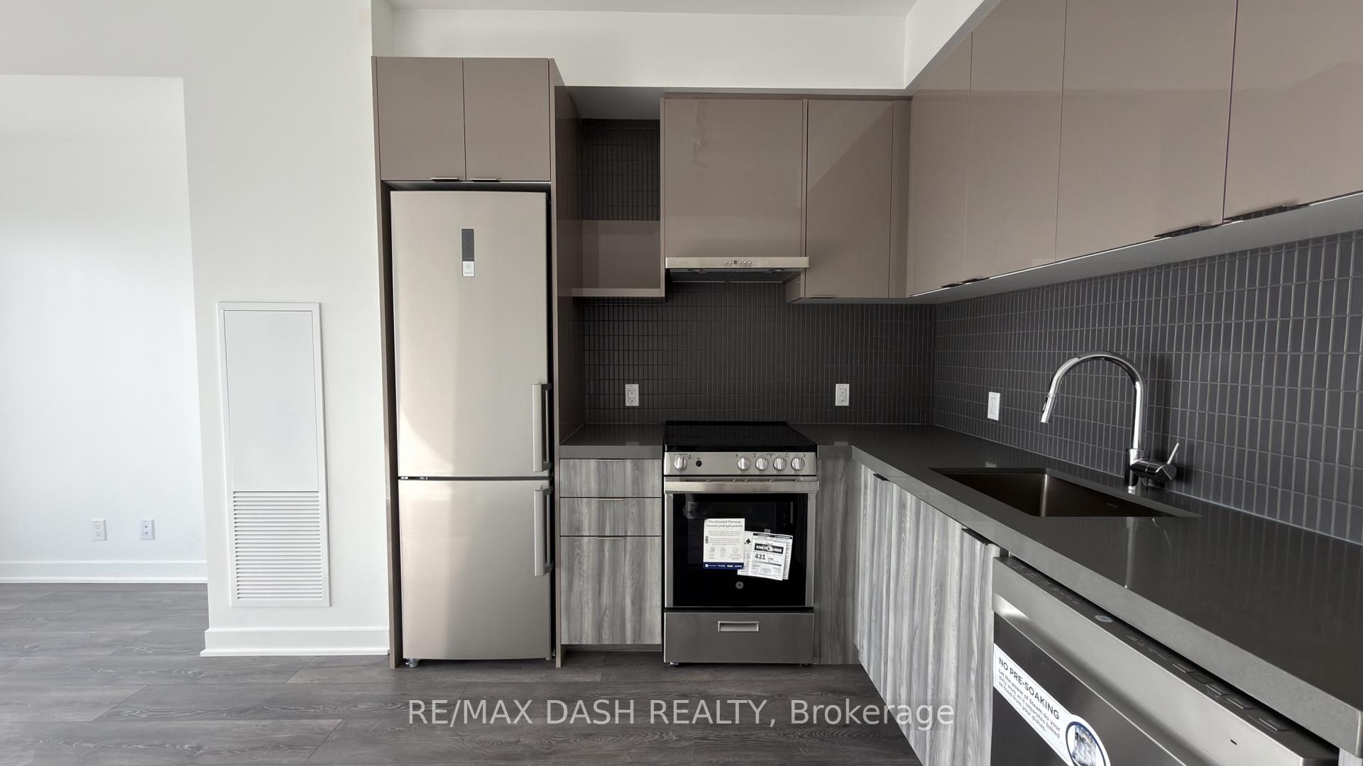 Photo 12 of Unit 3116, 6 Flavelle Trail, Vaughan, Steeles West Industrial — HOMEH