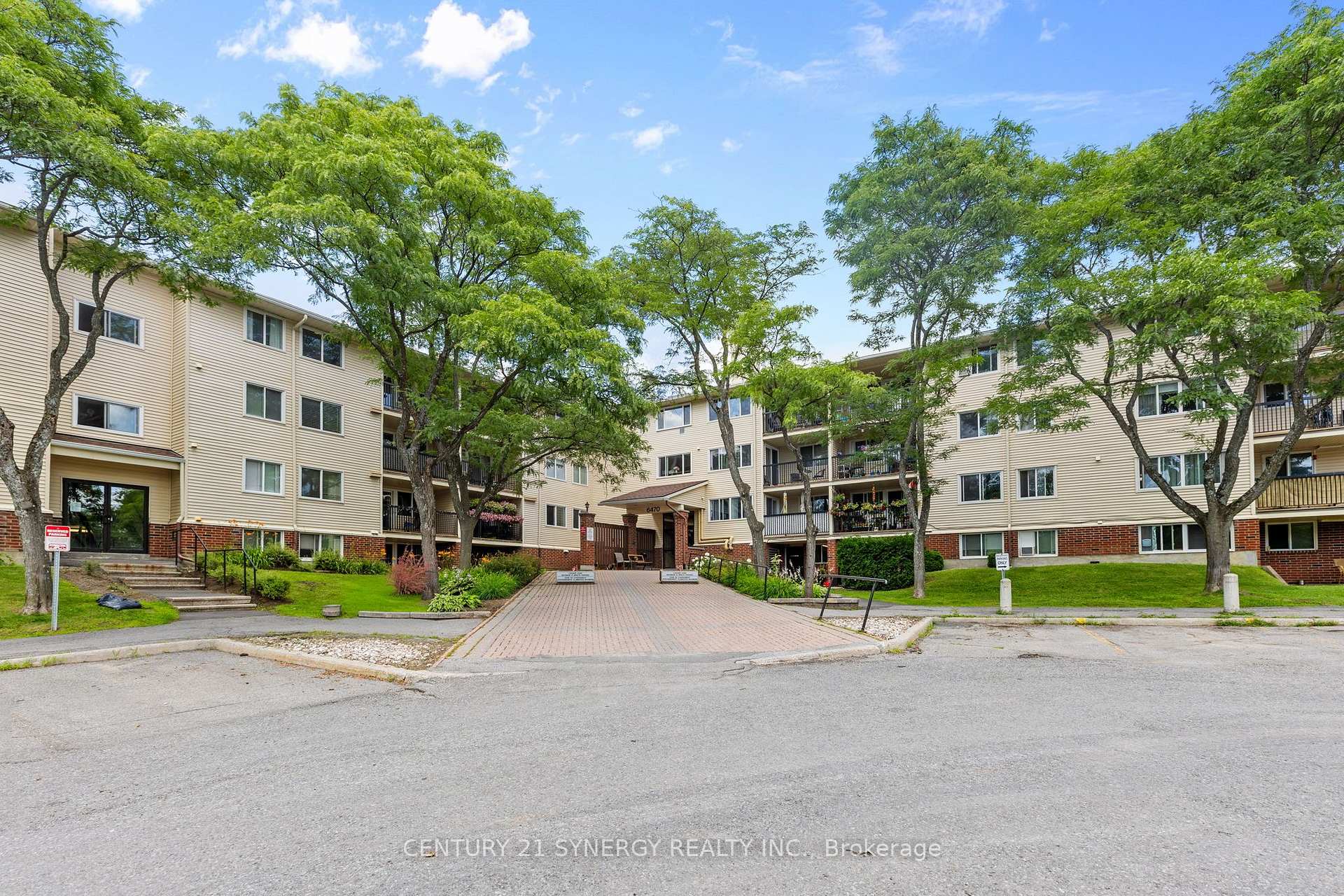 Photo of Unit 412, 6470 Bilberry Drive