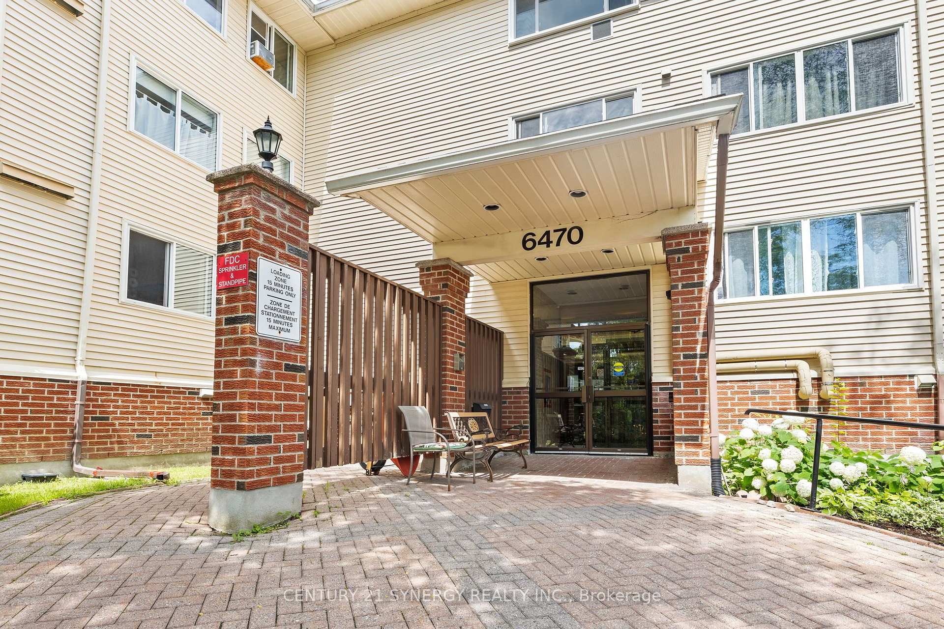 Photo 3 of Unit 412, 6470 Bilberry Drive, Ottawa, Orleans Wood — HOMEH