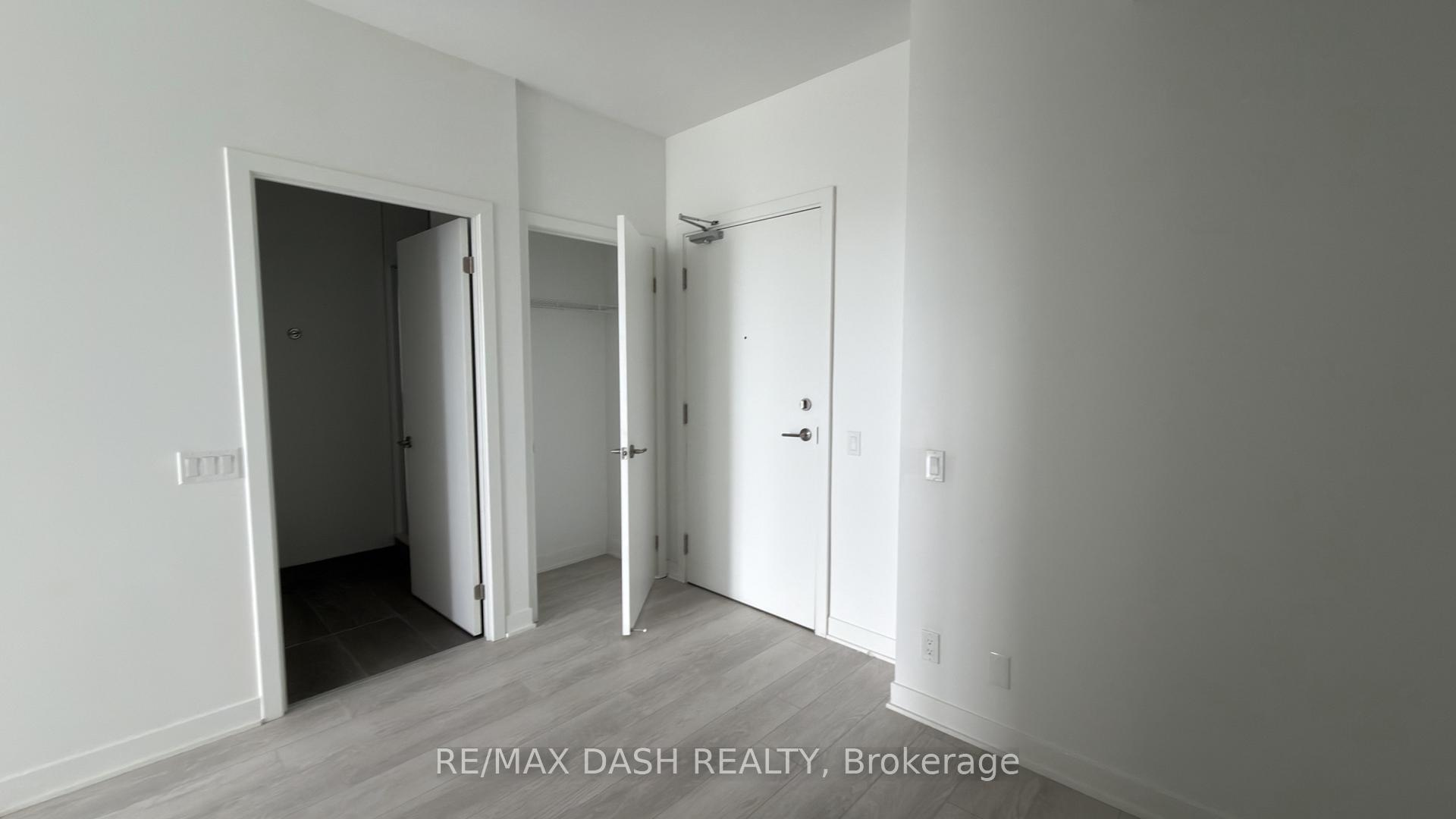 Photo 9 of Unit 2319, 6 Flavelle Trail, Vaughan, Steeles West Industrial — HOMEH