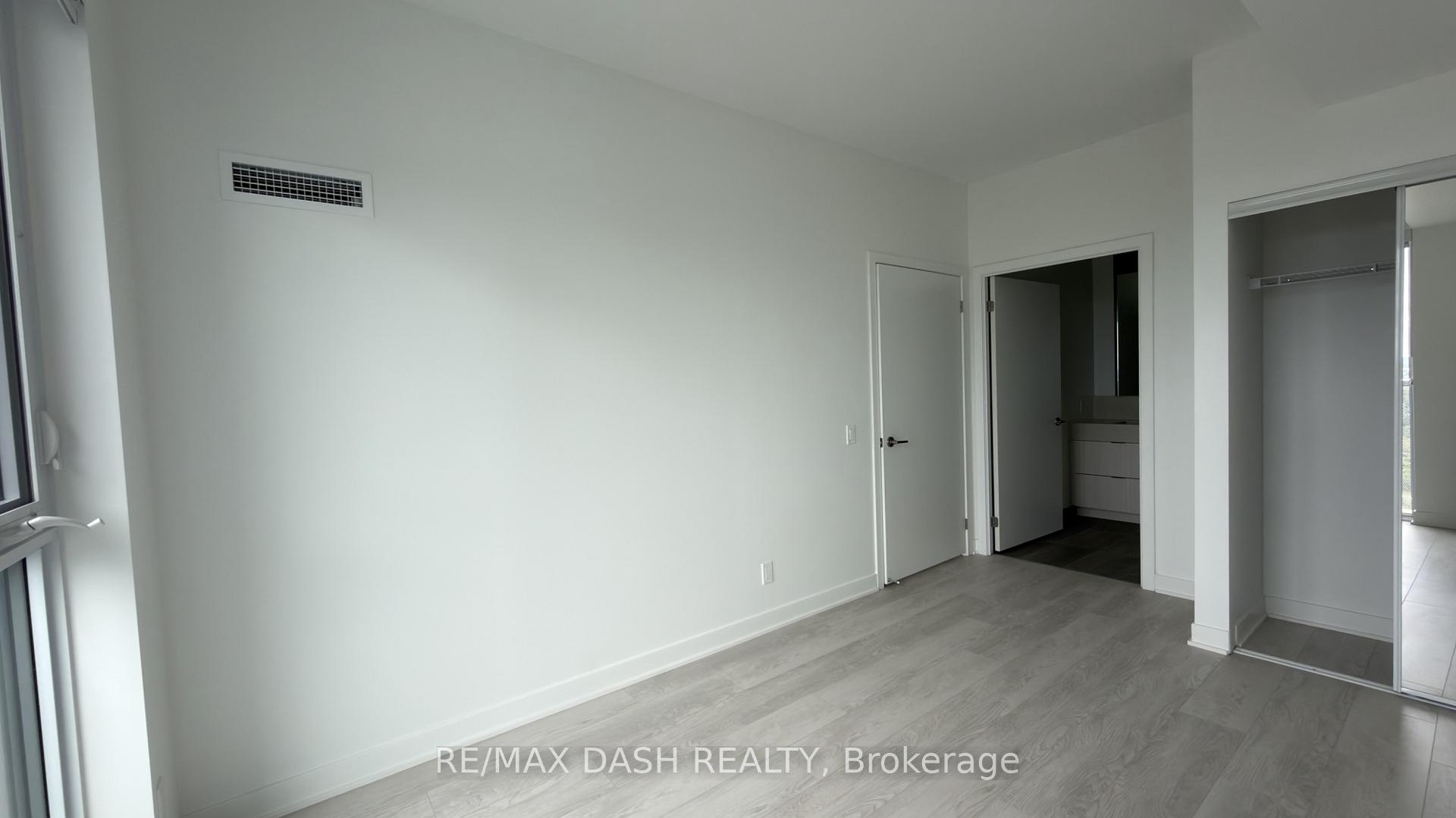 Photo 13 of Unit 2319, 6 Flavelle Trail, Vaughan, Steeles West Industrial — HOMEH