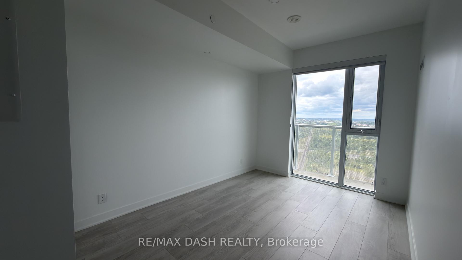 Photo 17 of Unit 2319, 6 Flavelle Trail, Vaughan, Steeles West Industrial — HOMEH