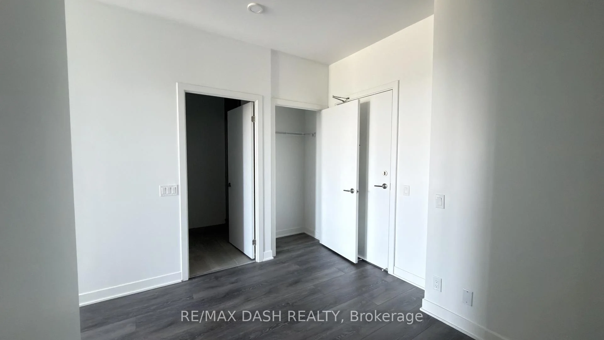 Photo 12 of Unit 2319, 6 Flavelle Trail, Vaughan, Steeles West Industrial — HOMEH