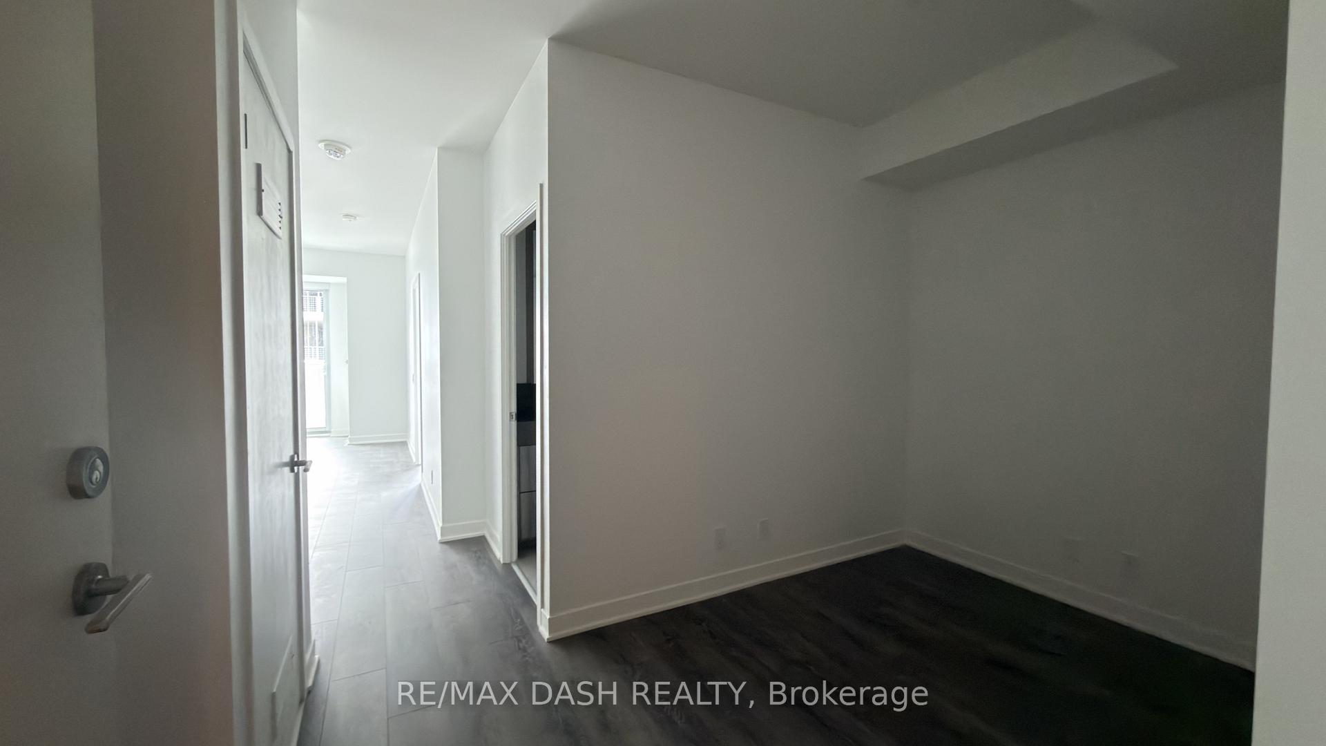 Photo 10 of Unit 2813, 6 Flavelle Trail, Vaughan, Steeles West Industrial — HOMEH