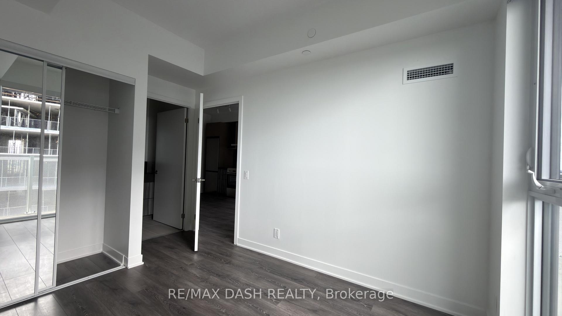 Photo 14 of Unit 2813, 6 Flavelle Trail, Vaughan, Steeles West Industrial — HOMEH