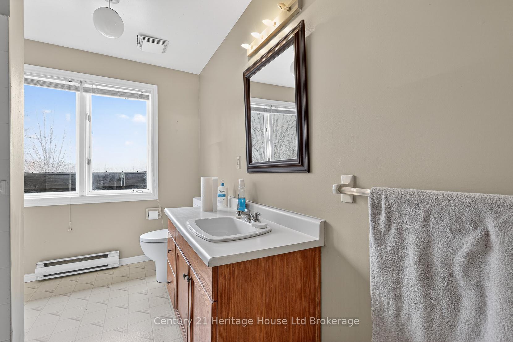 Photo 34 of 257 Bateman Line, Brant, Brantford Twp — HOMEH