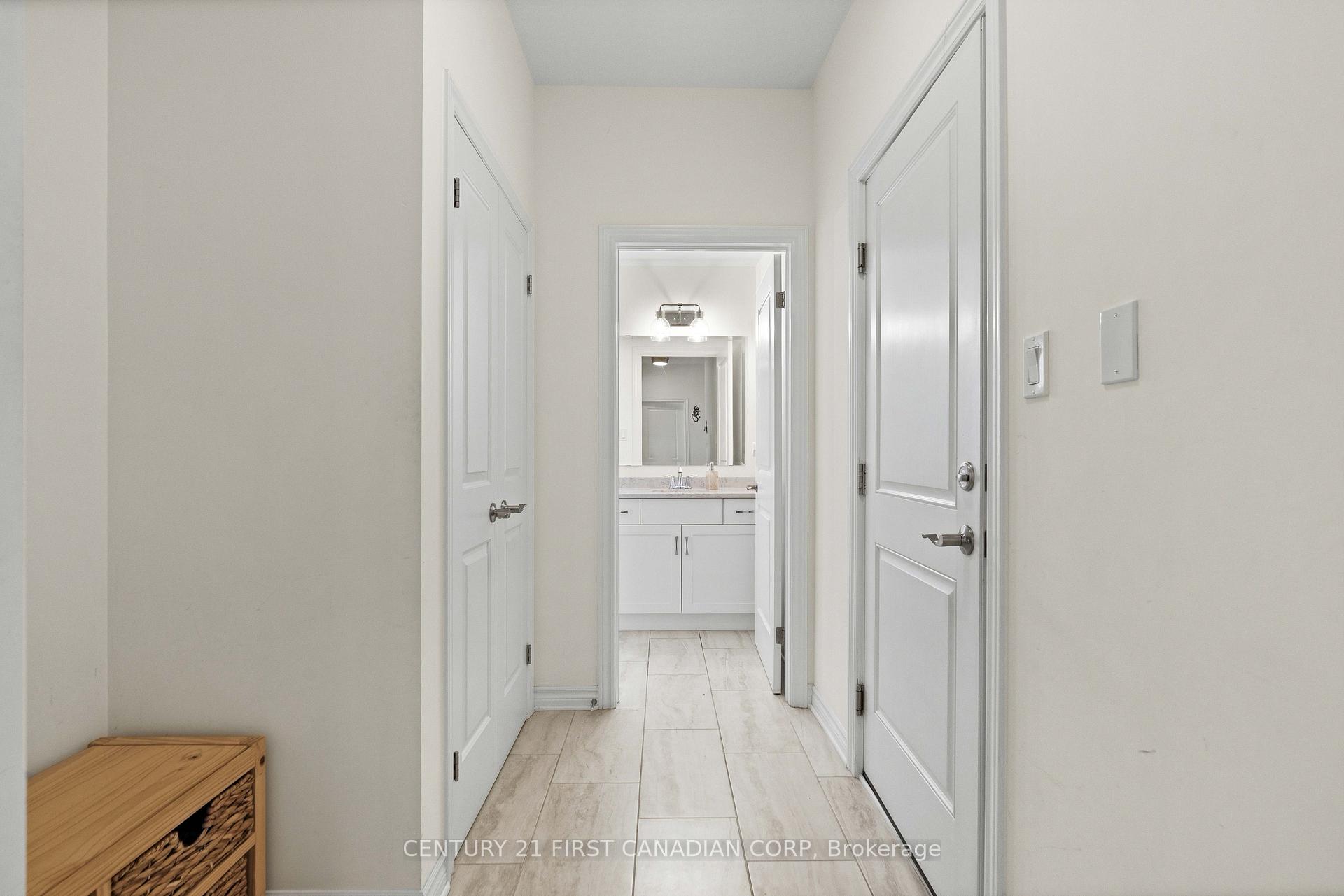 Photo 15 of 1654 Upper West Avenue, London, South B — HOMEH