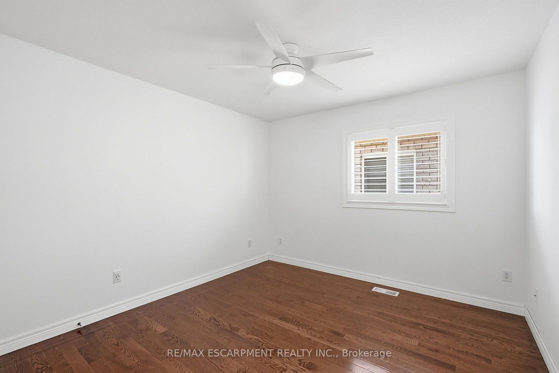 Photo 28 of 84 Deerborn Drive, Hamilton, Thorner — HOMEH
