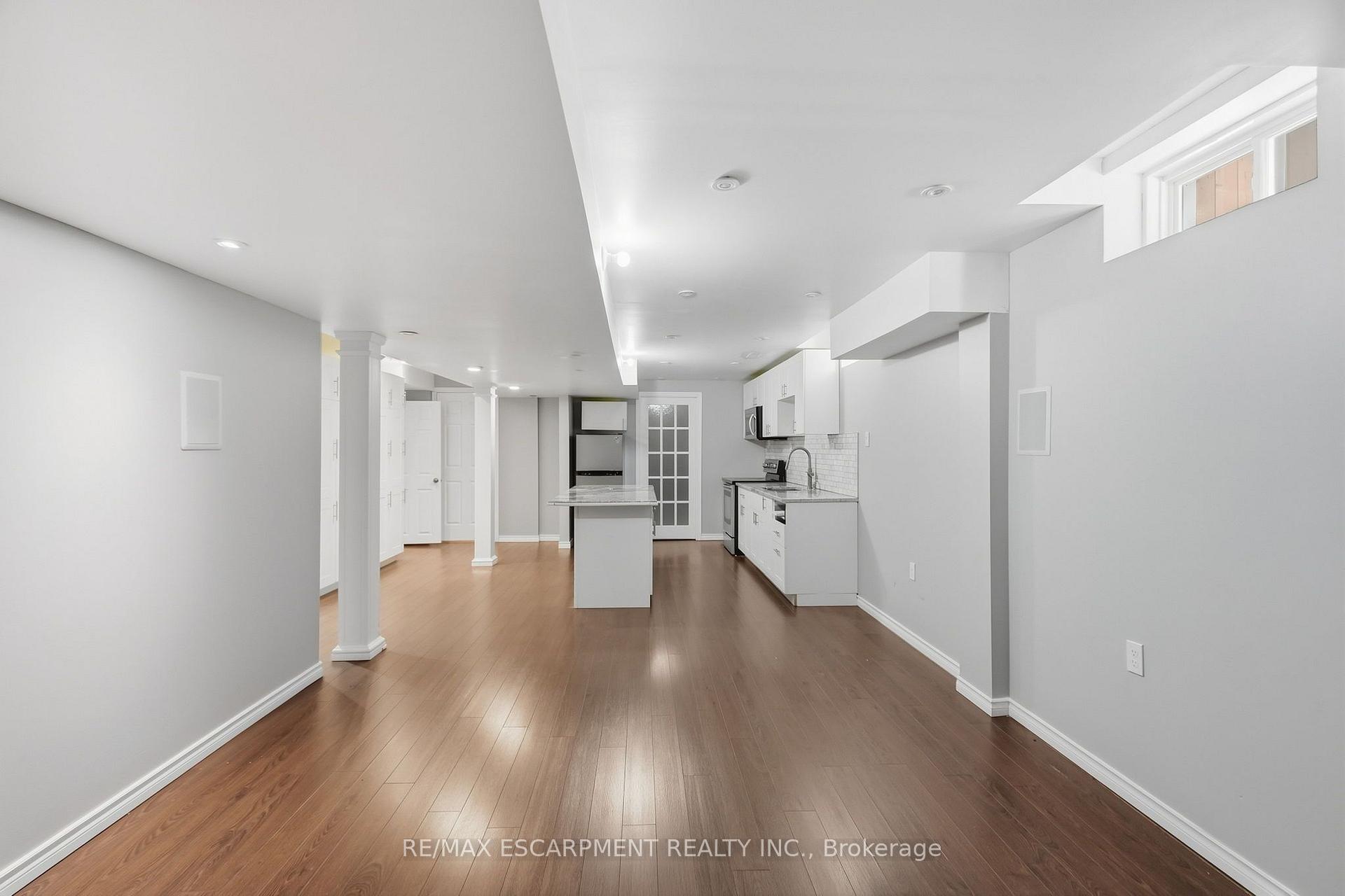 Photo 42 of 84 Deerborn Drive, Hamilton, Thorner — HOMEH