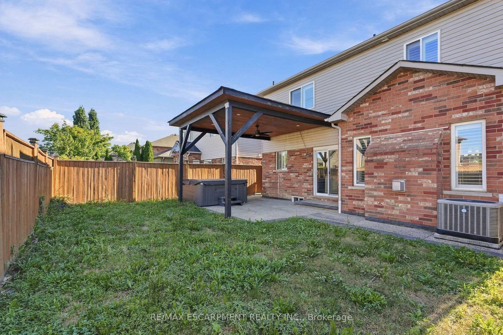 Photo 46 of 84 Deerborn Drive, Hamilton, Thorner — HOMEH