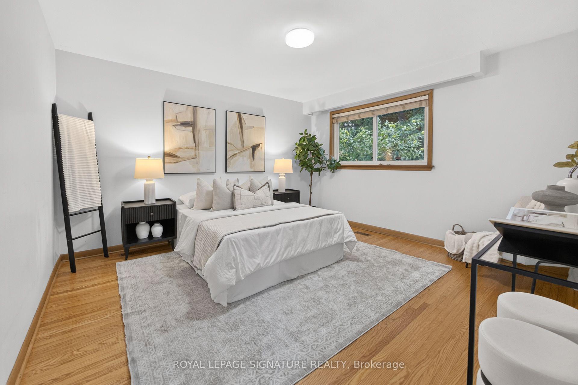 Photo 14 of 61 Comay Road, North York, Brookhaven-Amesbury — HOMEH