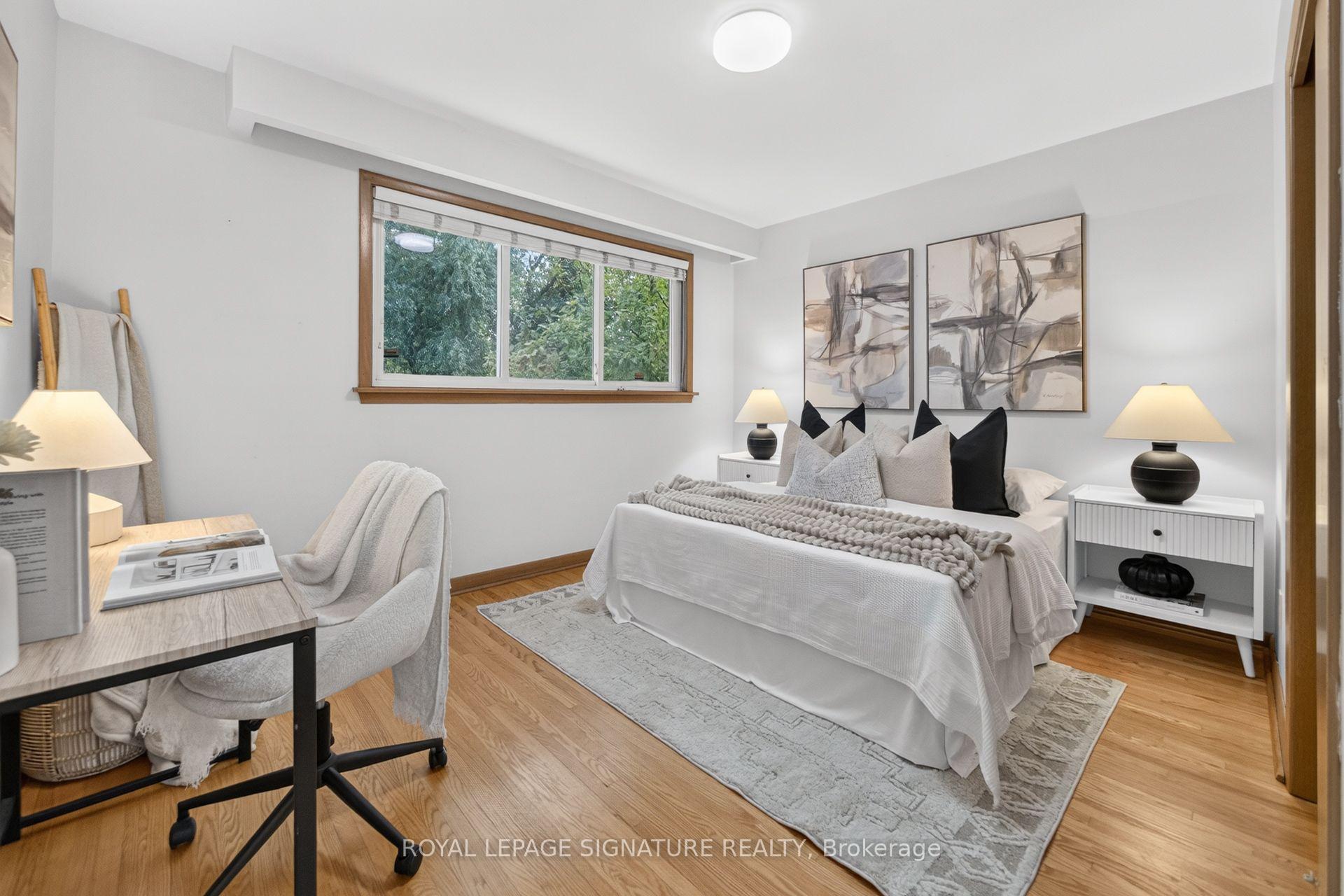 Photo 16 of 61 Comay Road, North York, Brookhaven-Amesbury — HOMEH