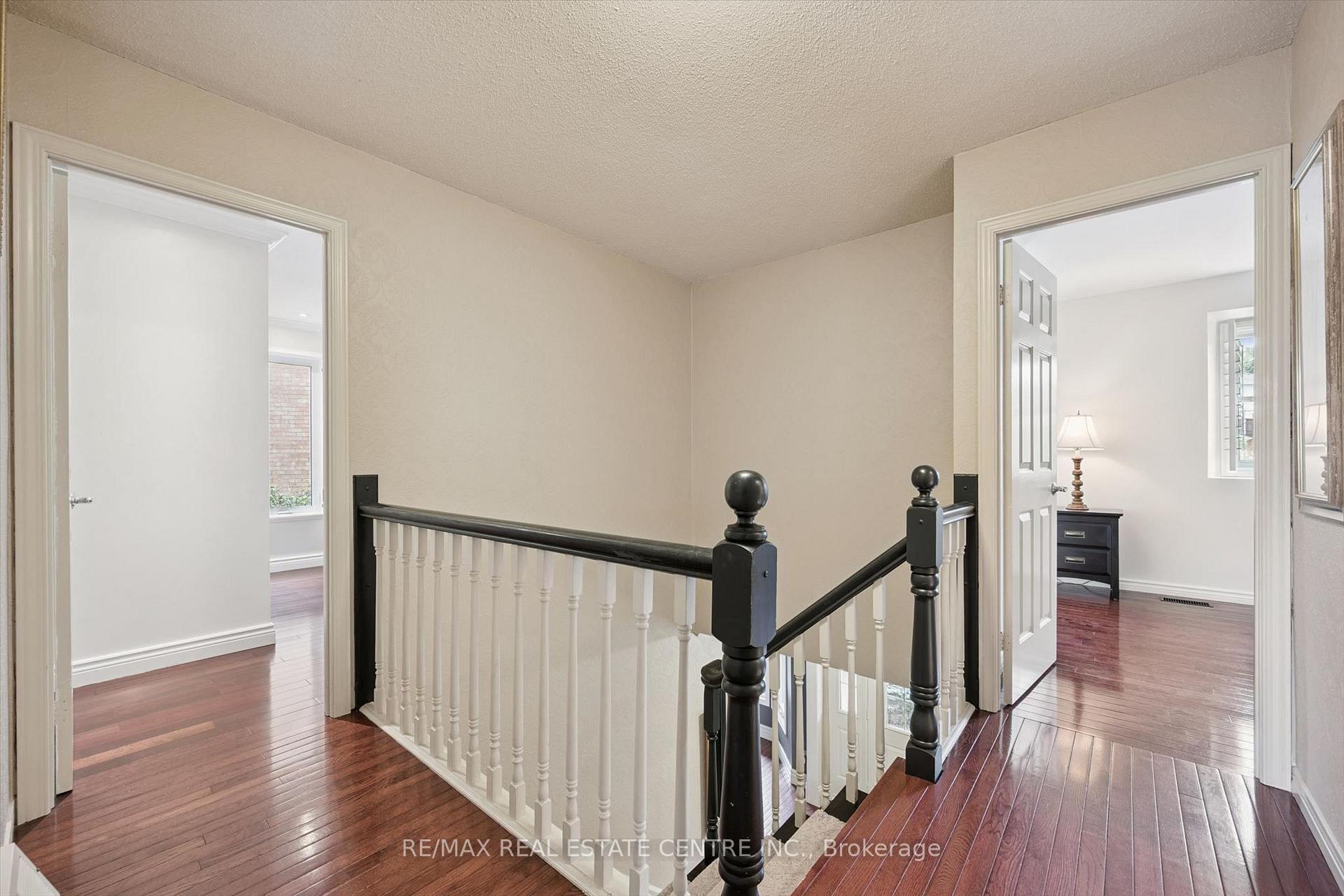 Photo 13 of 21 Tinatawa Court, Kitchener, Centreville Chicopee — HOMEH