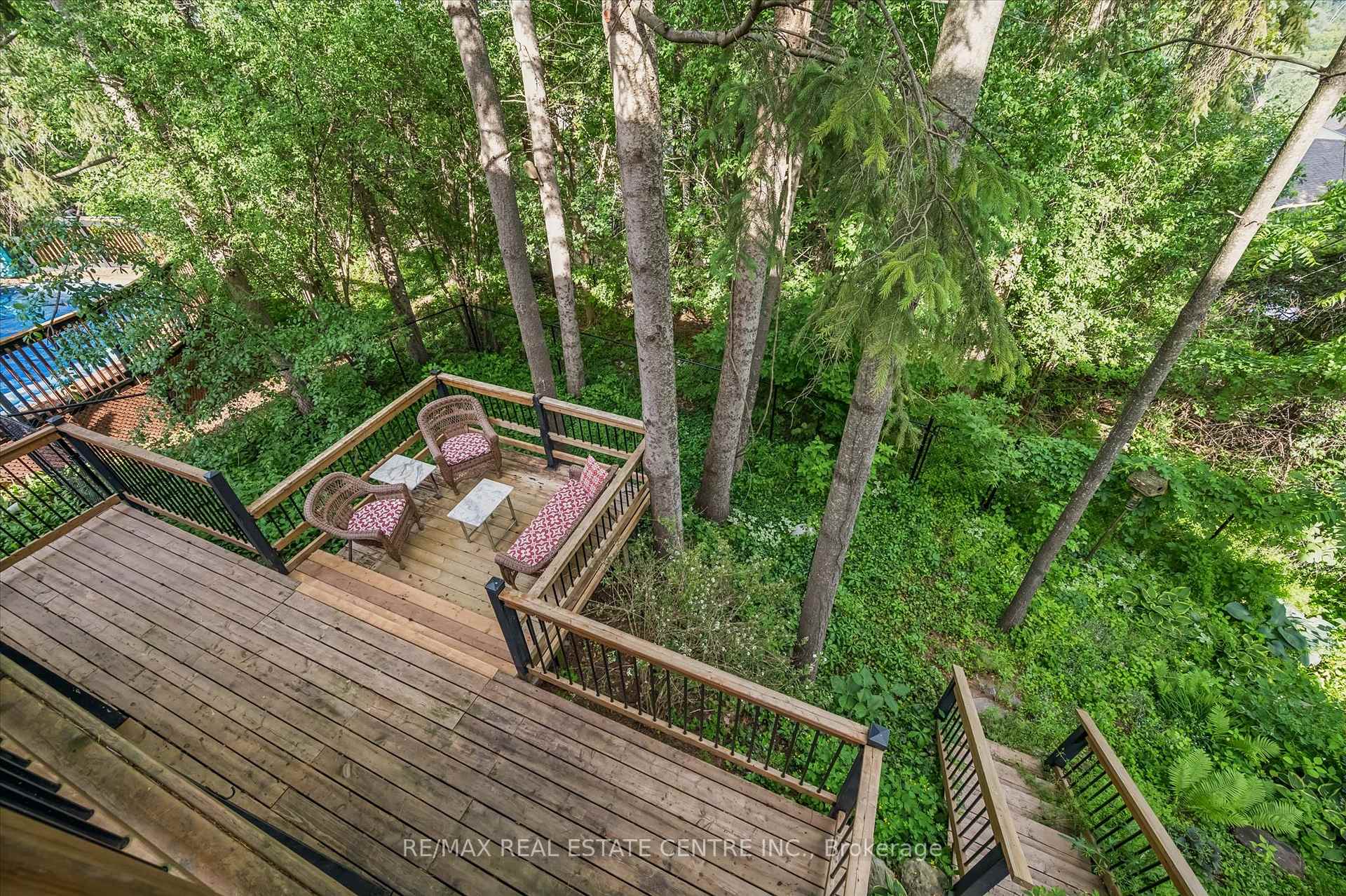 Photo 32 of 21 Tinatawa Court, Kitchener, Centreville Chicopee — HOMEH