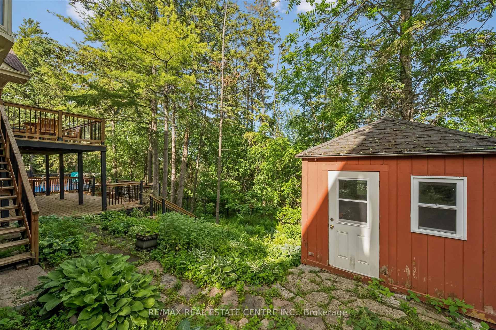 Photo 33 of 21 Tinatawa Court, Kitchener, Centreville Chicopee — HOMEH