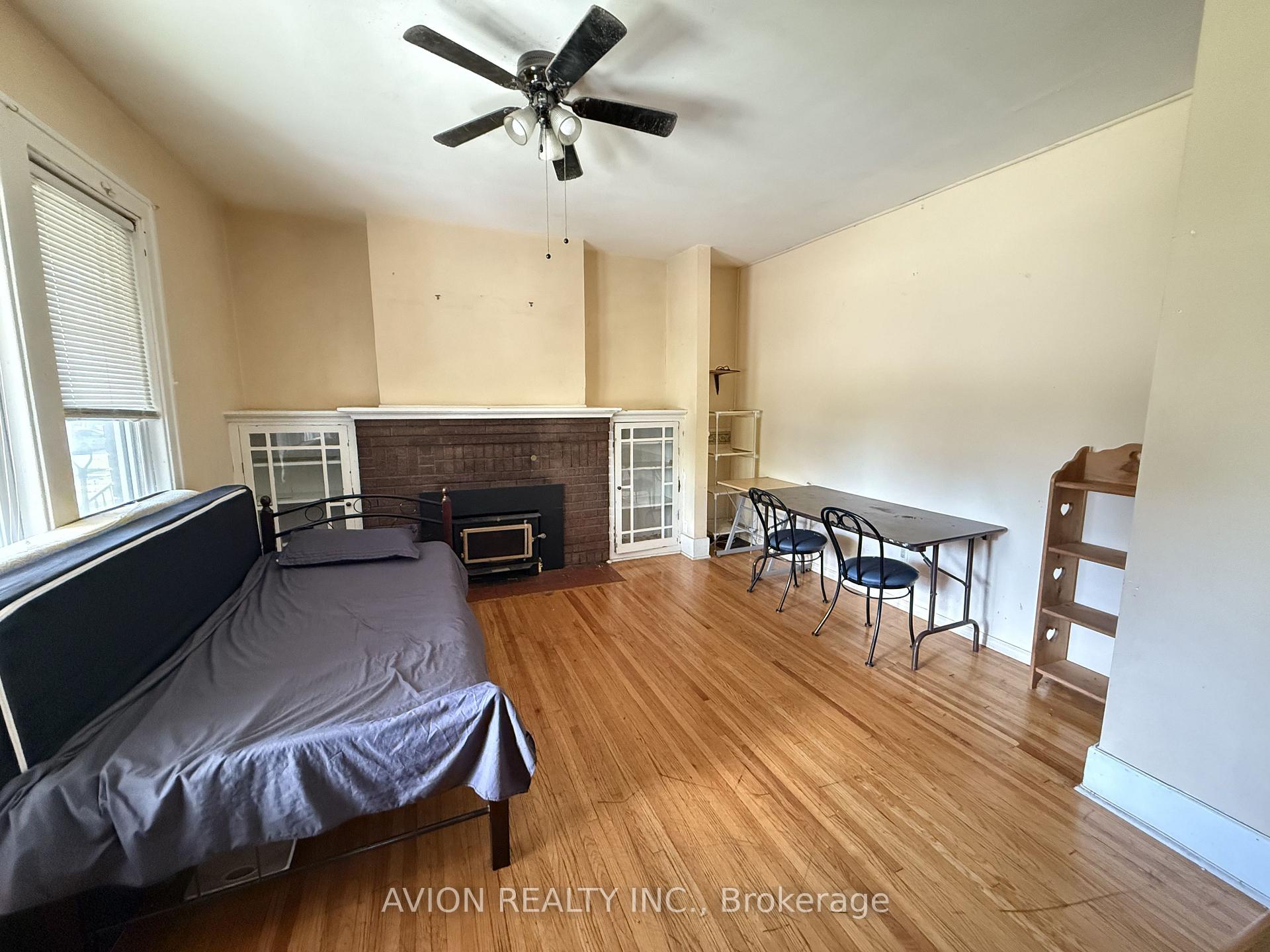 Photo 3 of 412 Partington Avenue, Windsor — HOMEH