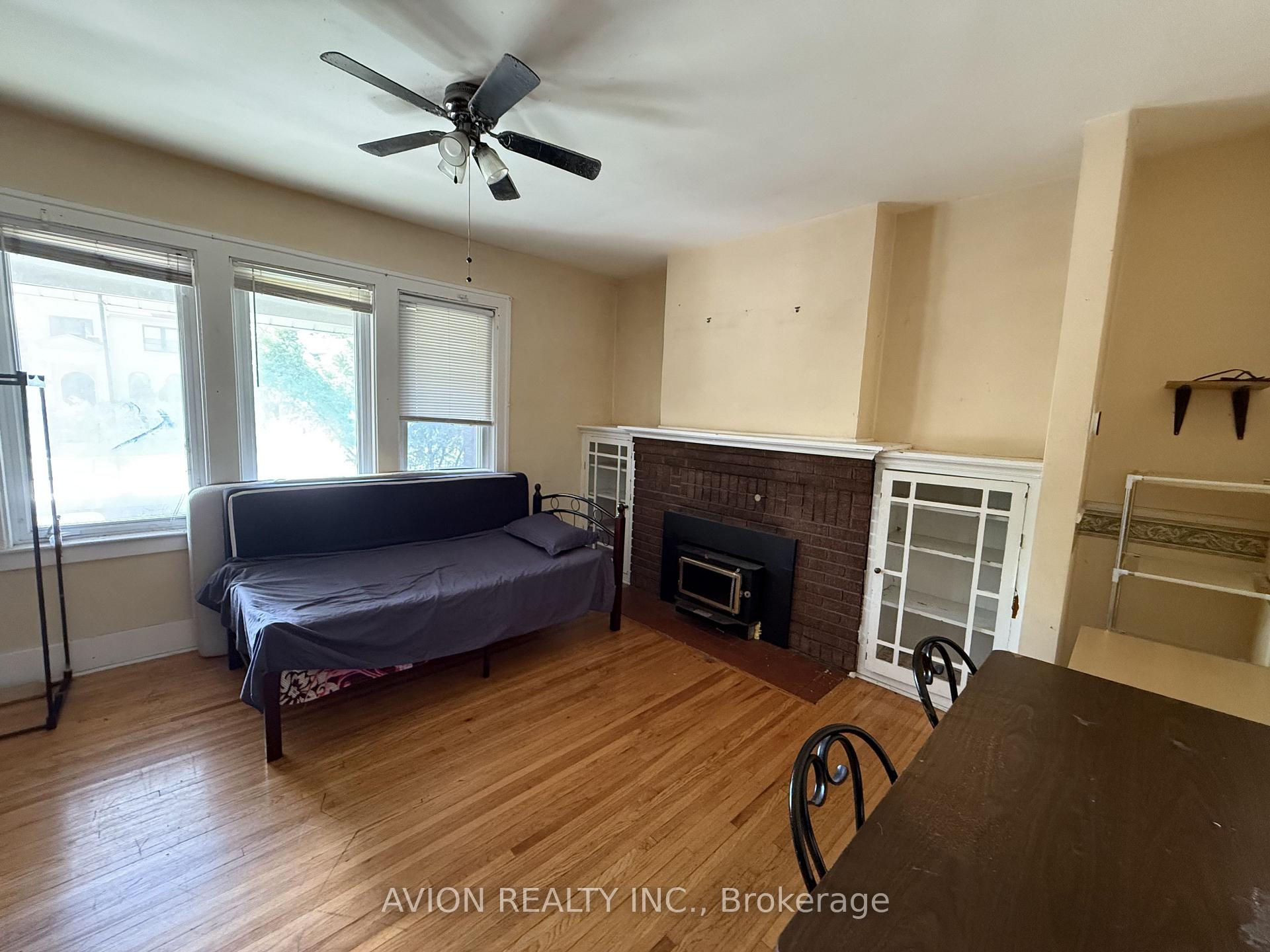 Photo 4 of 412 Partington Avenue, Windsor — HOMEH