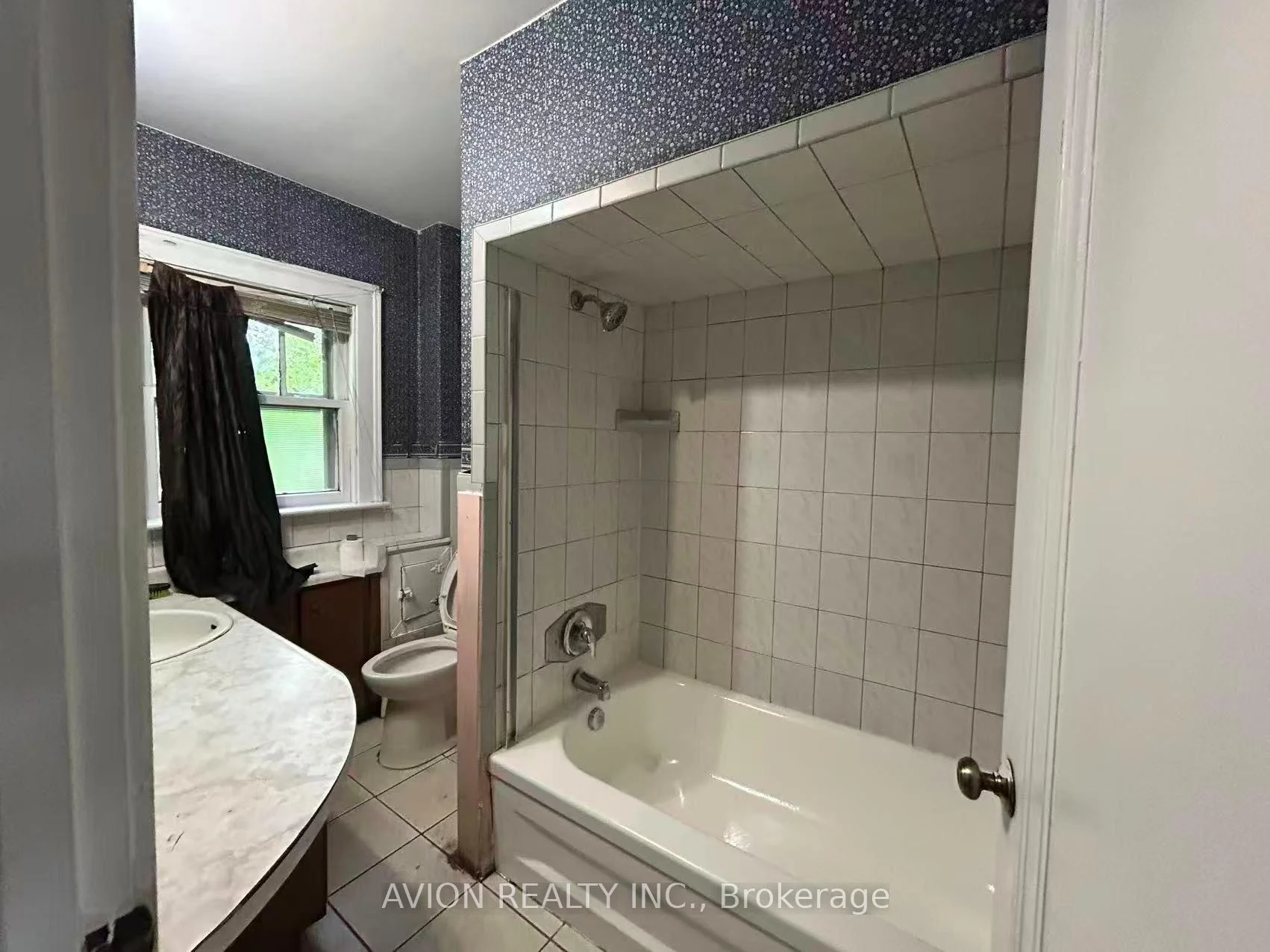 Photo 14 of 412 Partington Avenue, Windsor — HOMEH