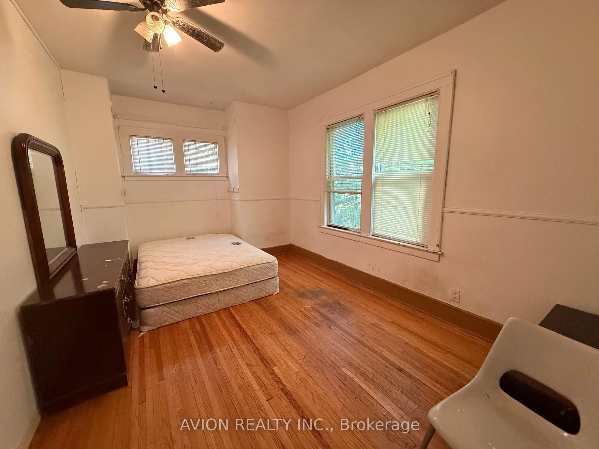 Photo 13 of 412 Partington Avenue, Windsor — HOMEH