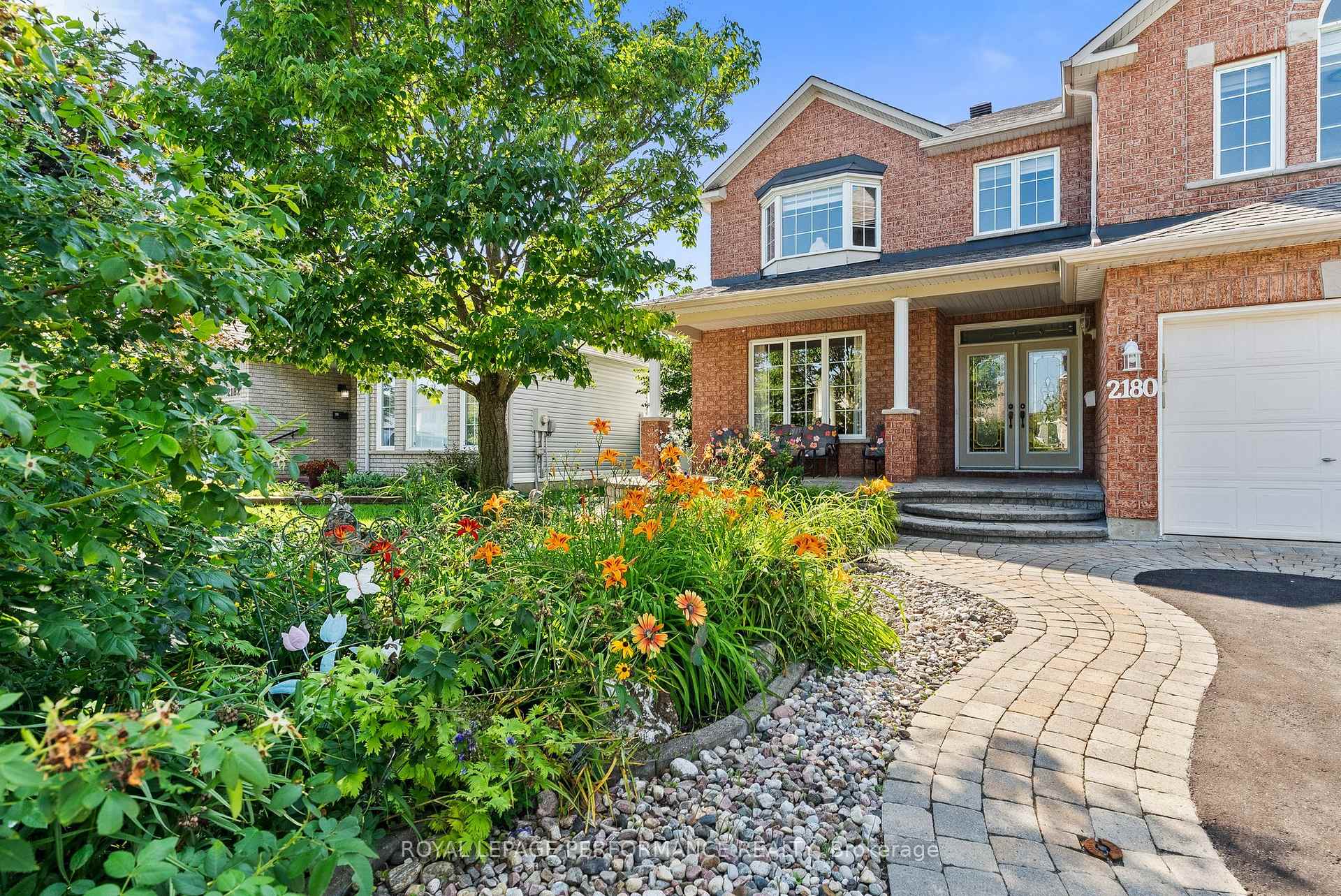 Photo 2 of 2180 Brianna Way, Ottawa, Notting Hill/Summerside — HOMEH