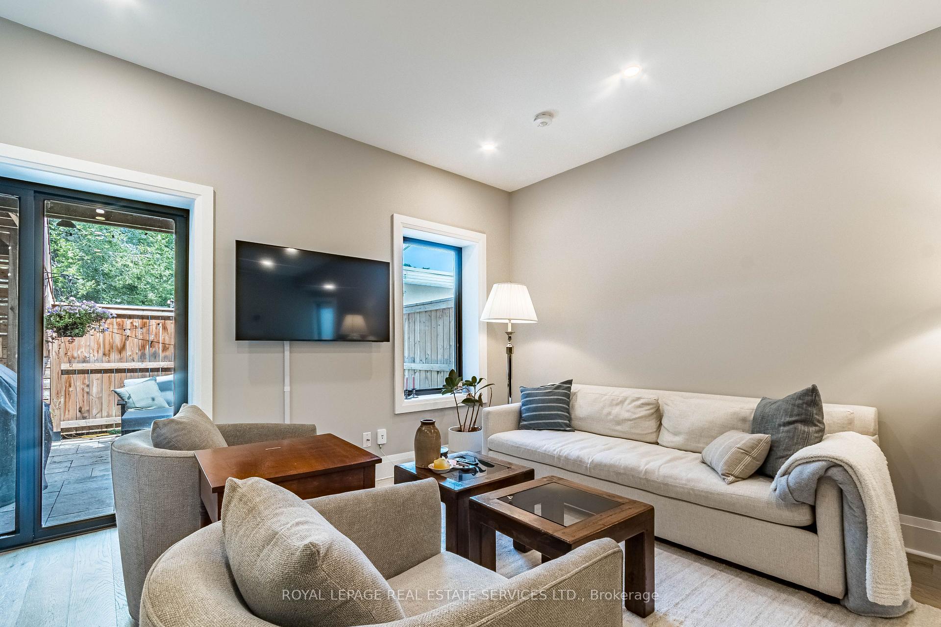 Photo 28 of 238 Garden Avenue, Toronto, High Park-Swansea — HOMEH