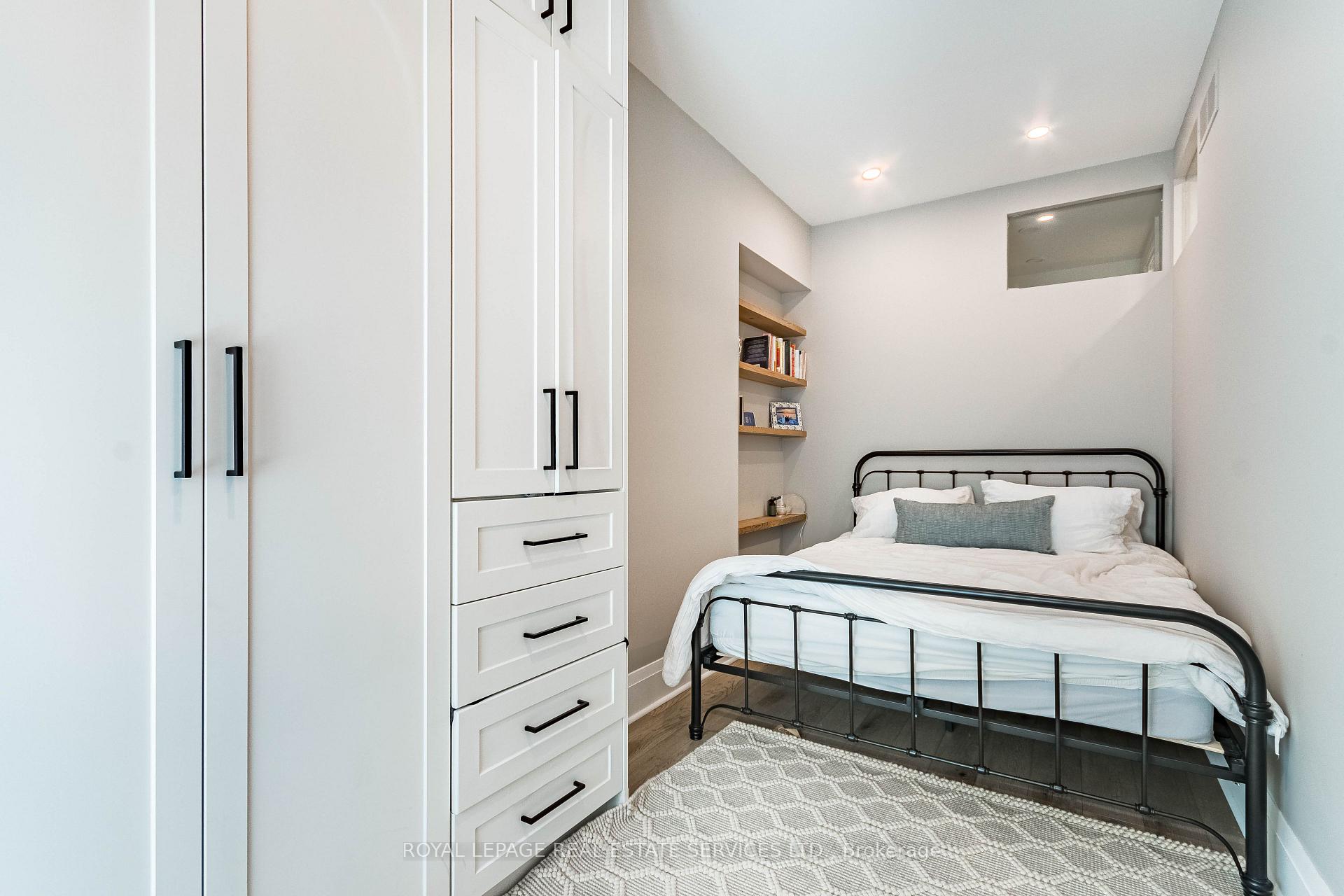 Photo 29 of 238 Garden Avenue, Toronto, High Park-Swansea — HOMEH