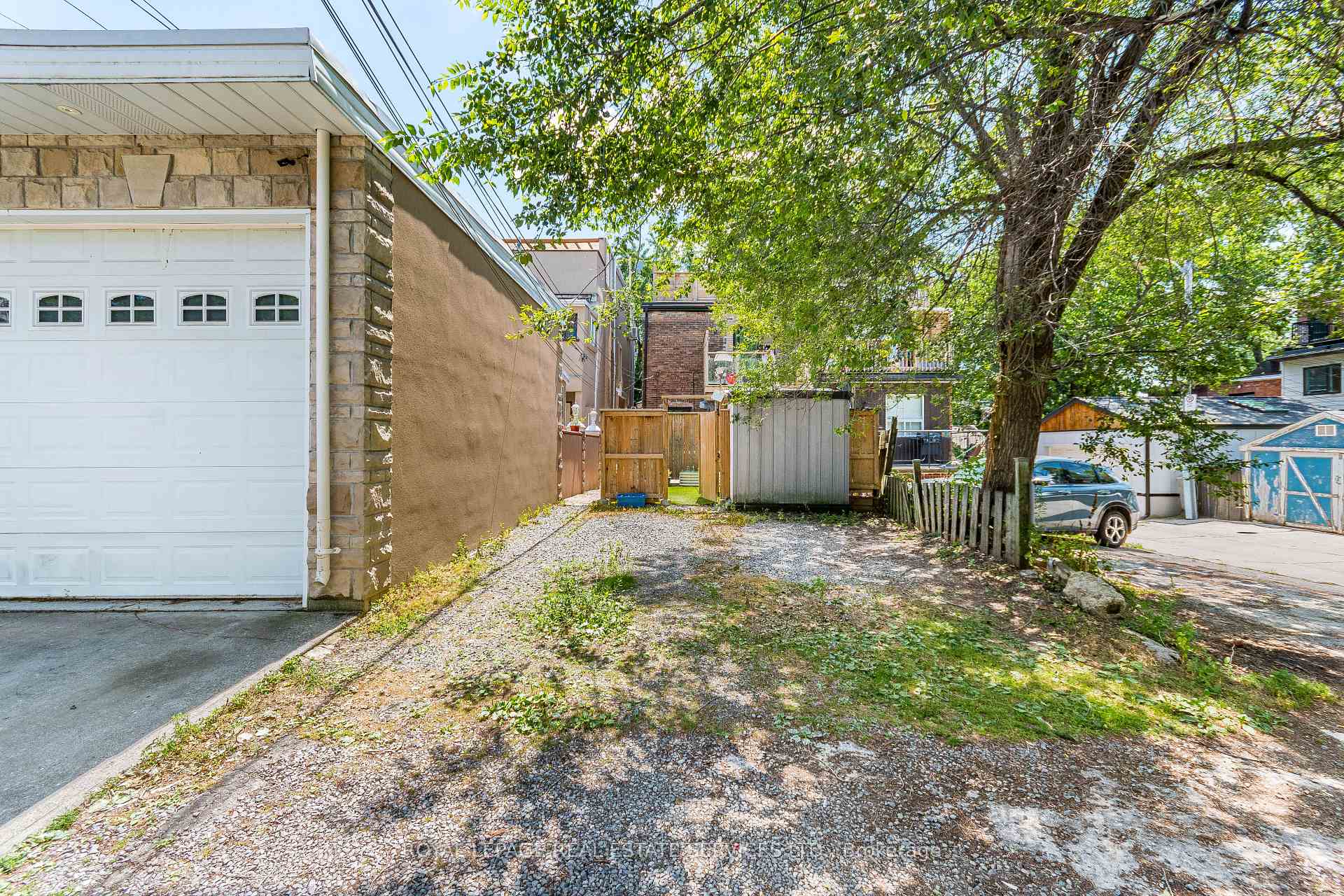 Photo 41 of 238 Garden Avenue, Toronto, High Park-Swansea — HOMEH