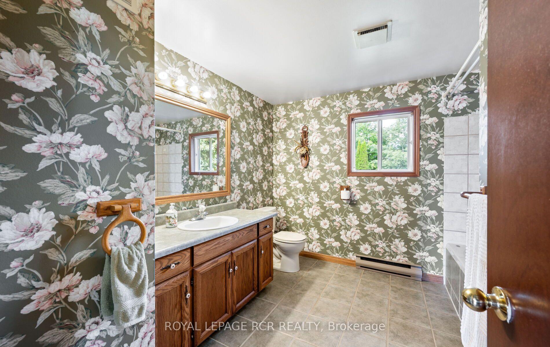 Photo 21 of 674066 Hurontario Street, Mono, Rural Mono — HOMEH