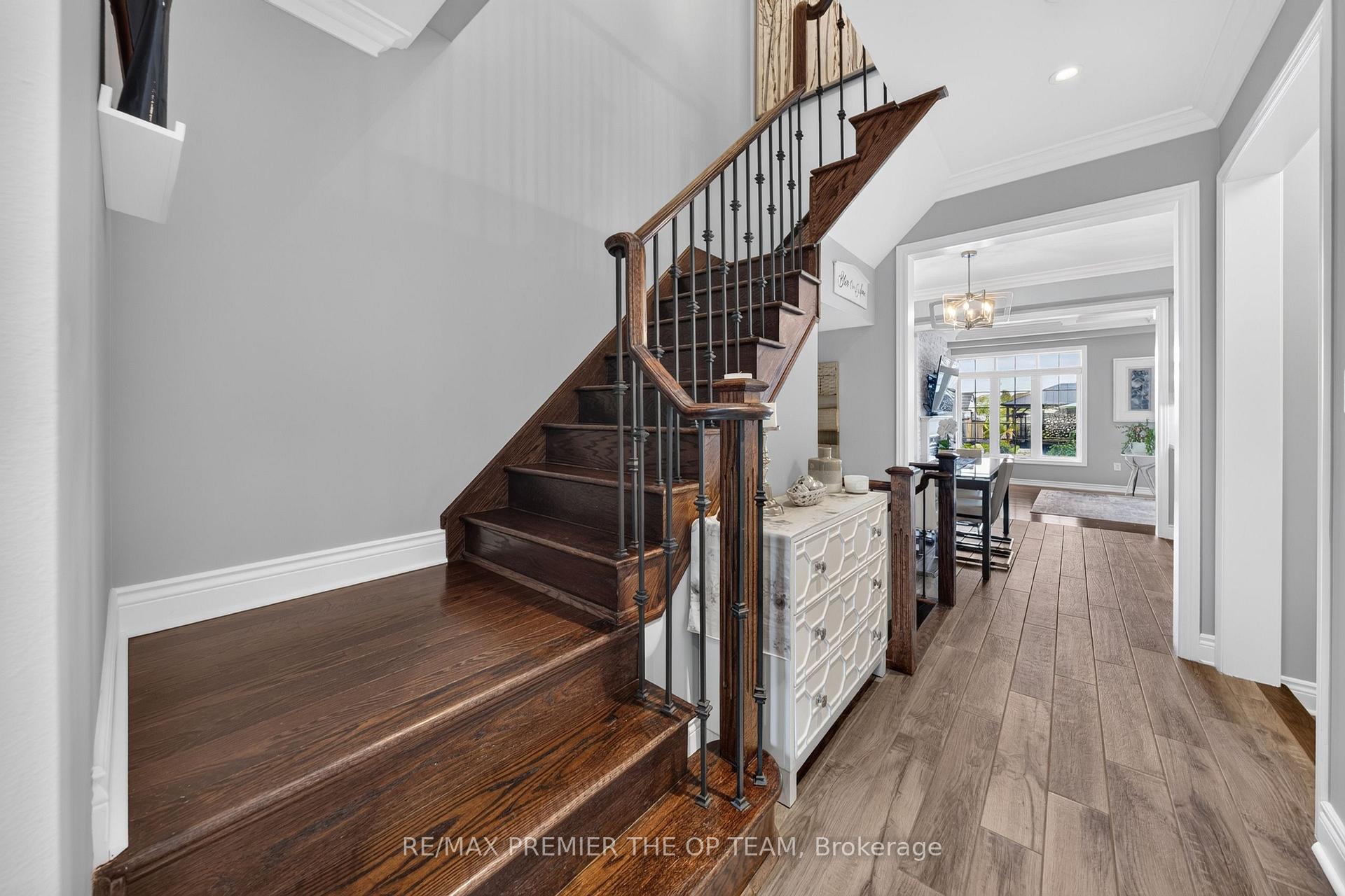 Photo 24 of 3 Sedgewick Place, Vaughan, Vellore Village — HOMEH