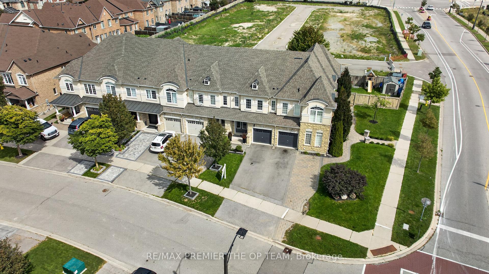 Photo 44 of 3 Sedgewick Place, Vaughan, Vellore Village — HOMEH