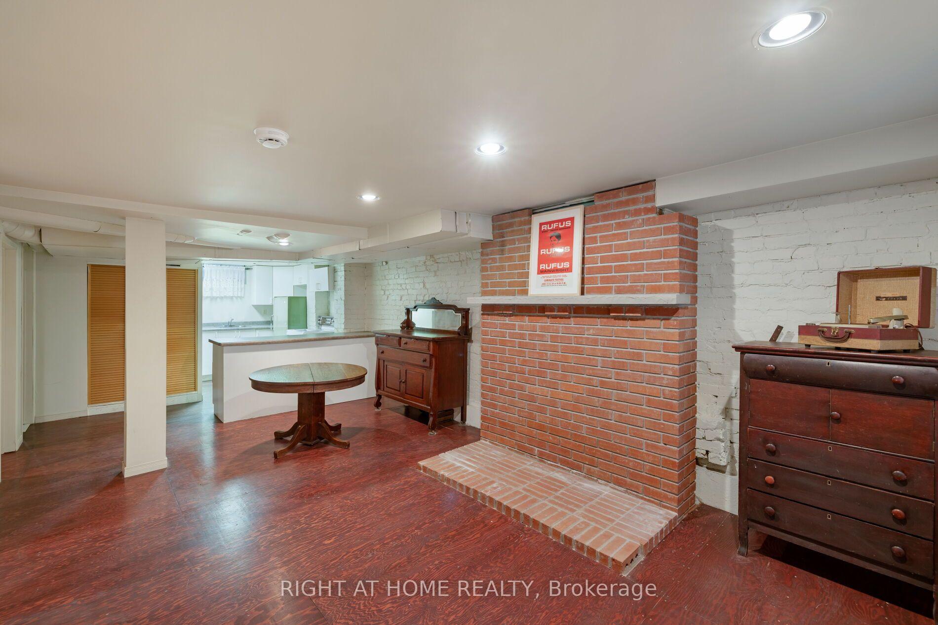 Photo 41 of 239 Seaton Street, Toronto, Moss Park — HOMEH
