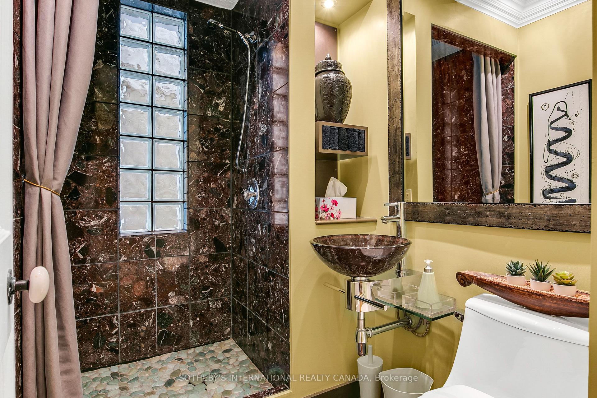 Photo 12 of 460 Wellesley Street E, Toronto, Cabbagetown-South St. James Town — HOMEH