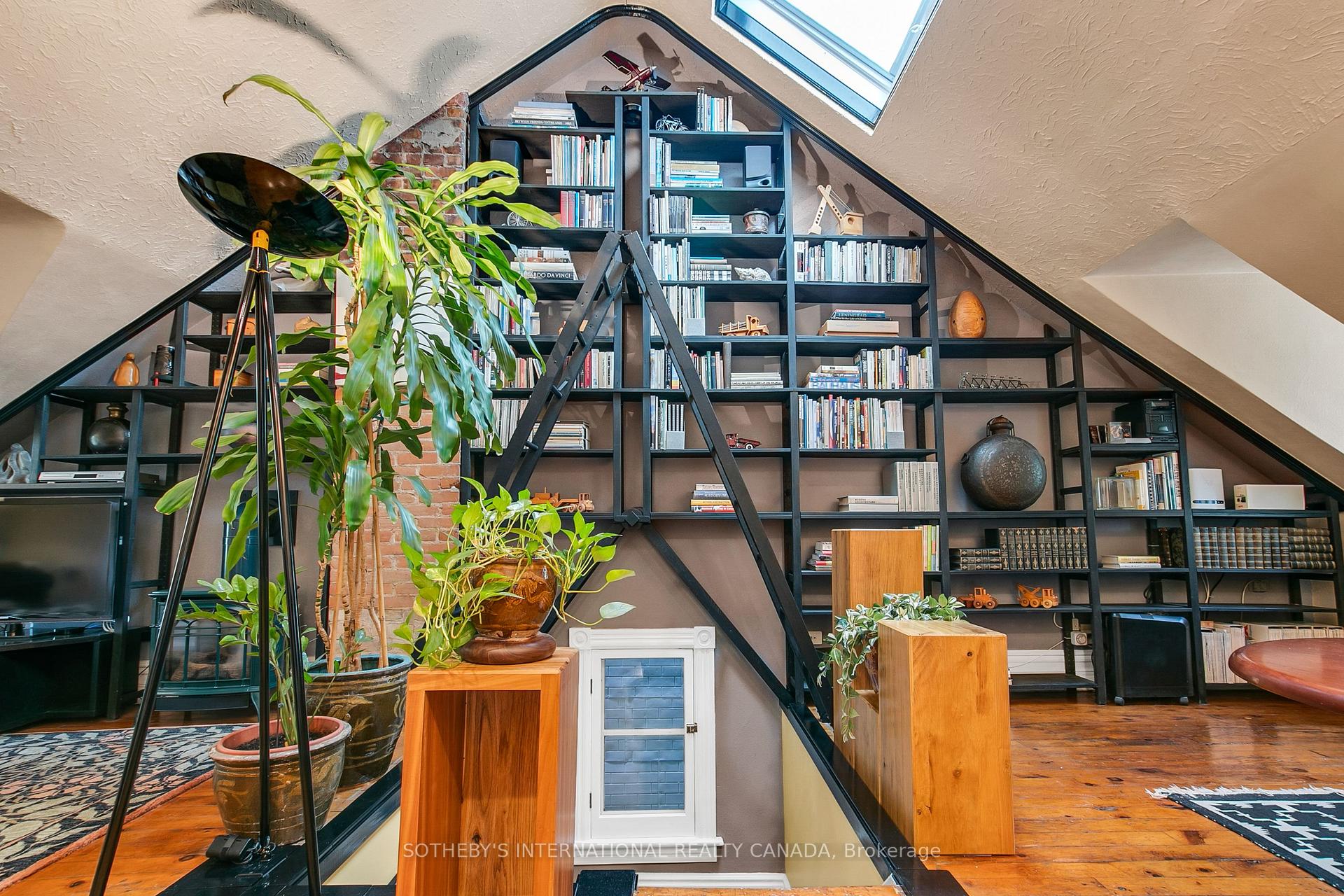 Photo 26 of 460 Wellesley Street E, Toronto, Cabbagetown-South St. James Town — HOMEH
